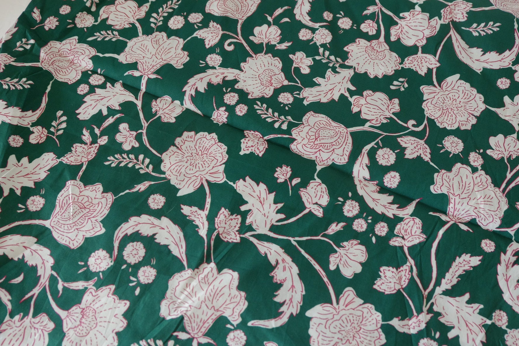 Dark Green Botanical Floral Cotton Poplin Fabric – 2.4 yd