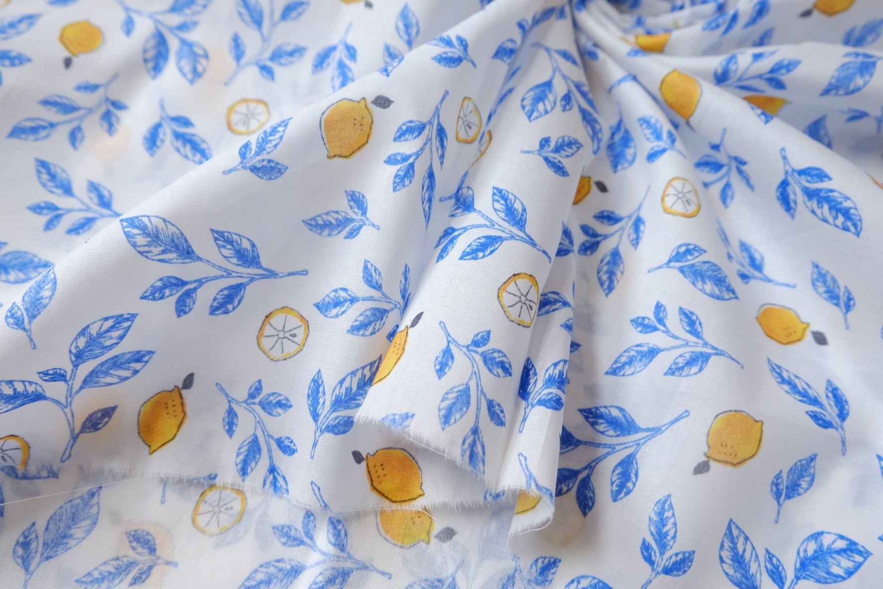 Lemon Branch High-Count Cotton Fabric - 3.28 yd