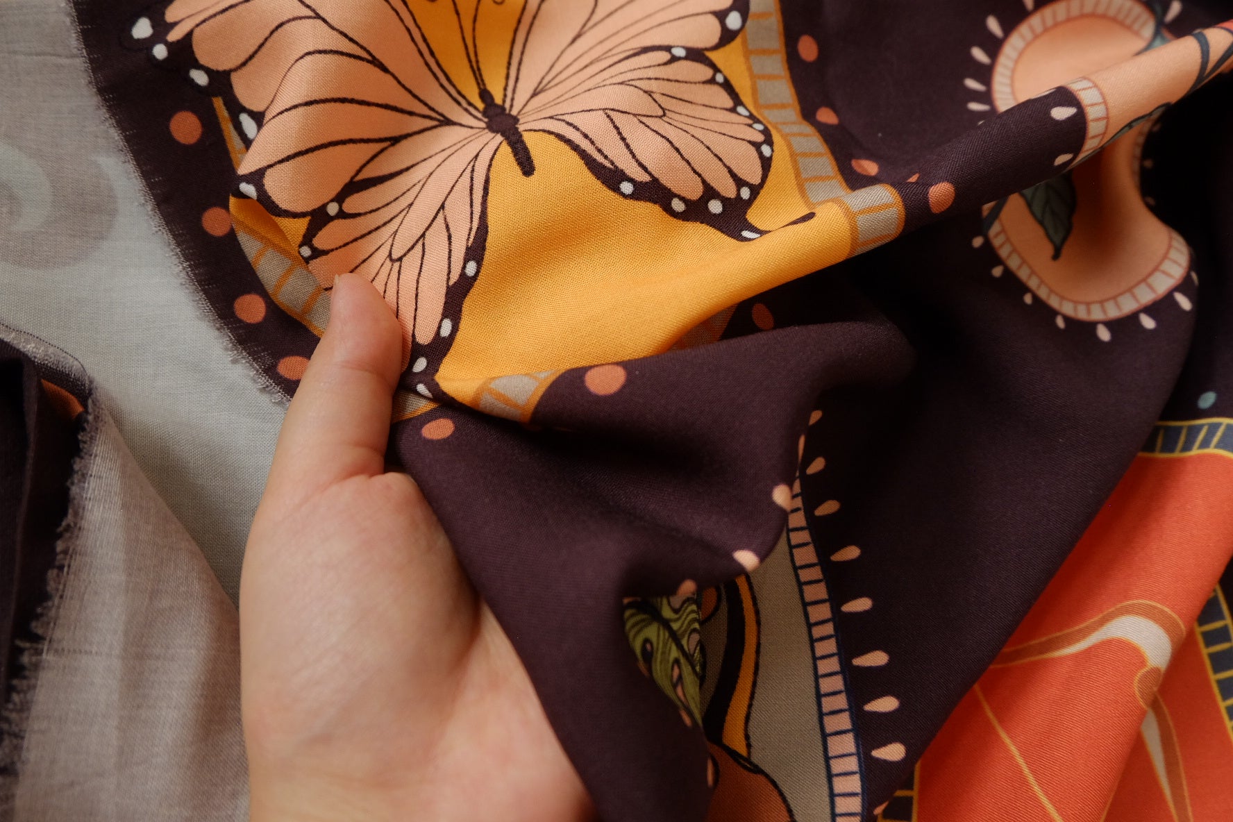 Medallion Print Rayon Fabric – Soft Drapey Summer Dress Fabric (3.28 yards)