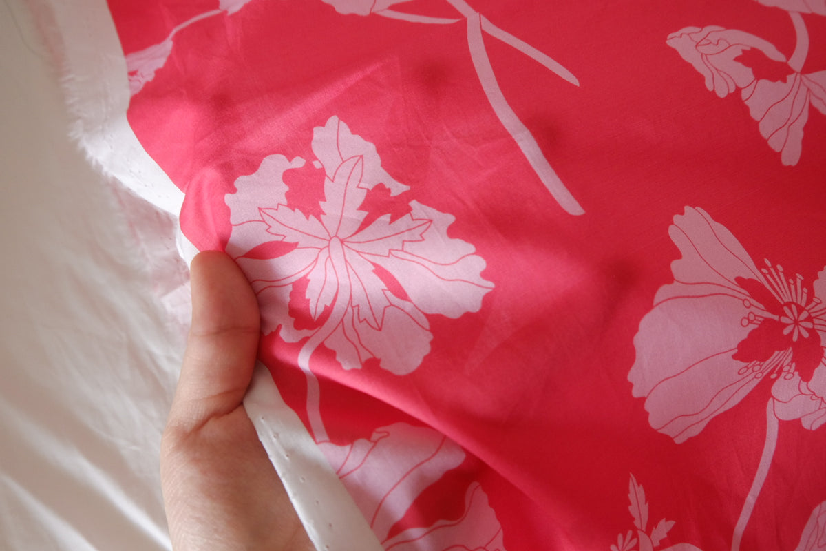 Pink Poppy Garden Cotton Lawn – 1 yd