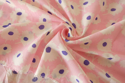 Pink Daisy Linen Fabric – 2.19 yd