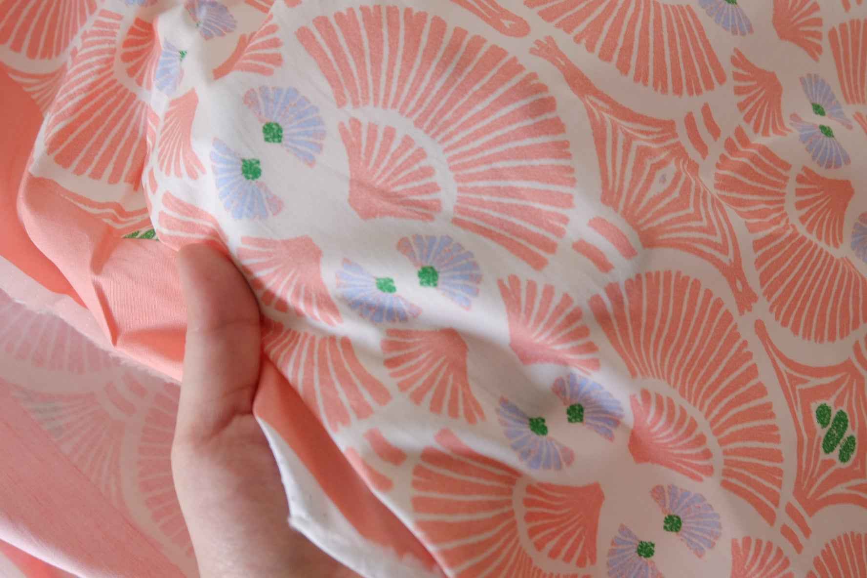 Coral Placement Print Cotton Poplin Fabric – 3.3 yd