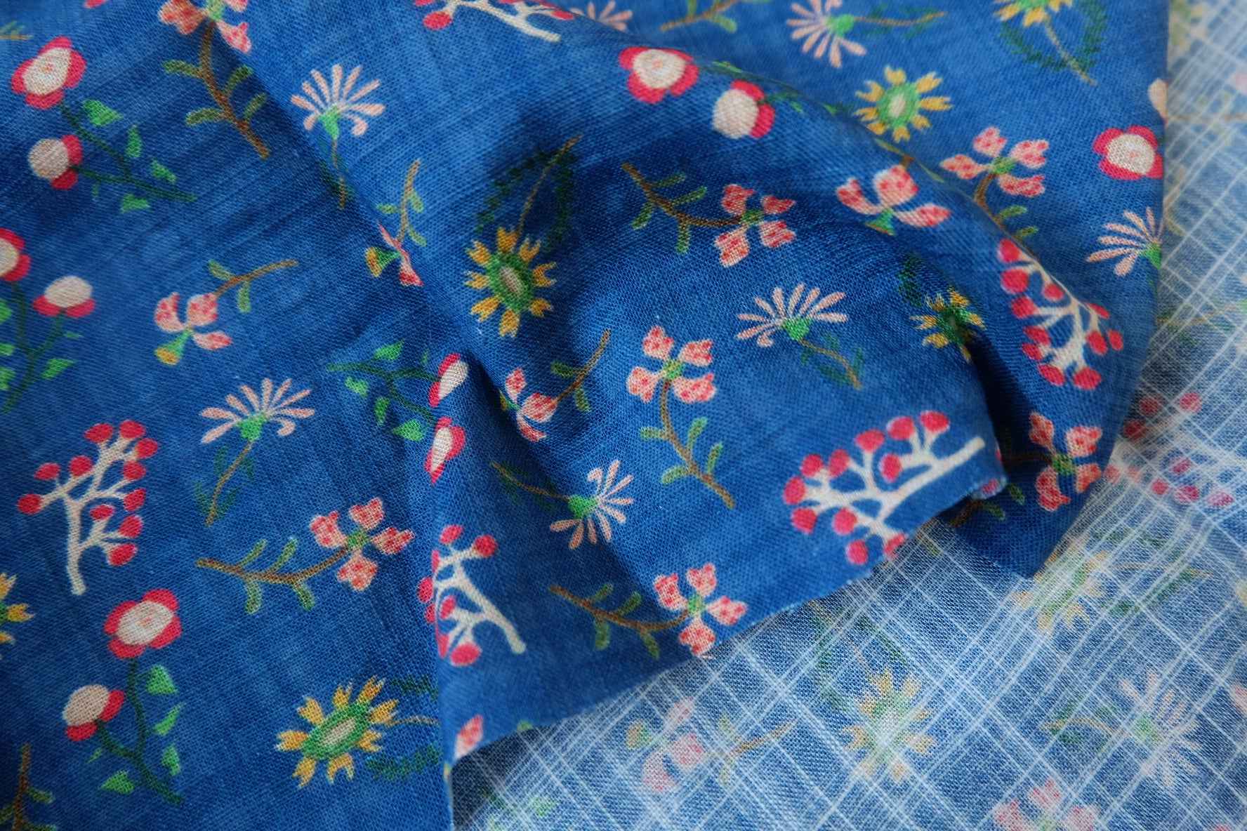 Blue Tiny Floral Cotton Linen Fabric - 1.64 yd