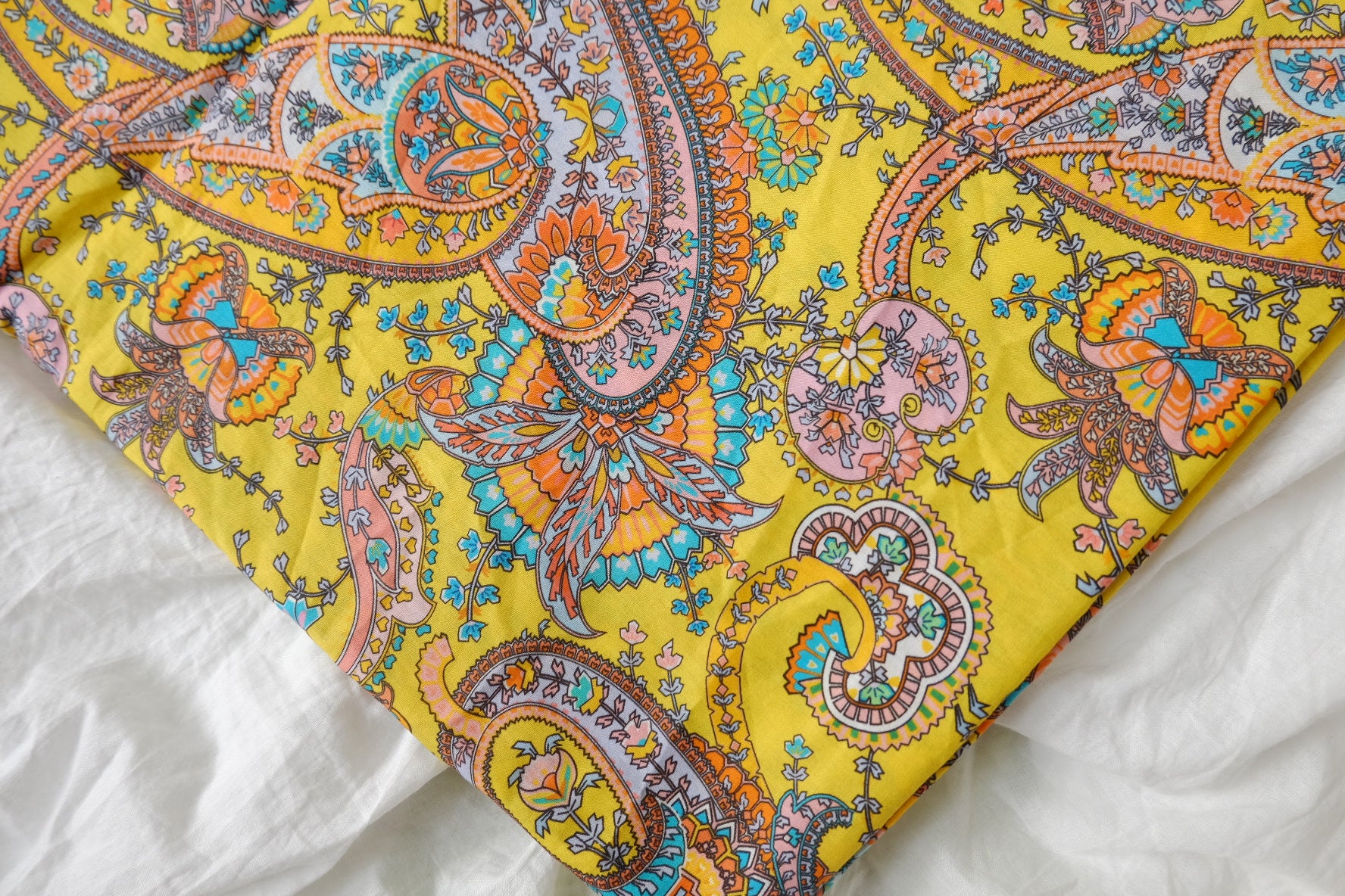 80s Cotton Lawn in Sunlit Paisley Yellow — 3.28 Yards