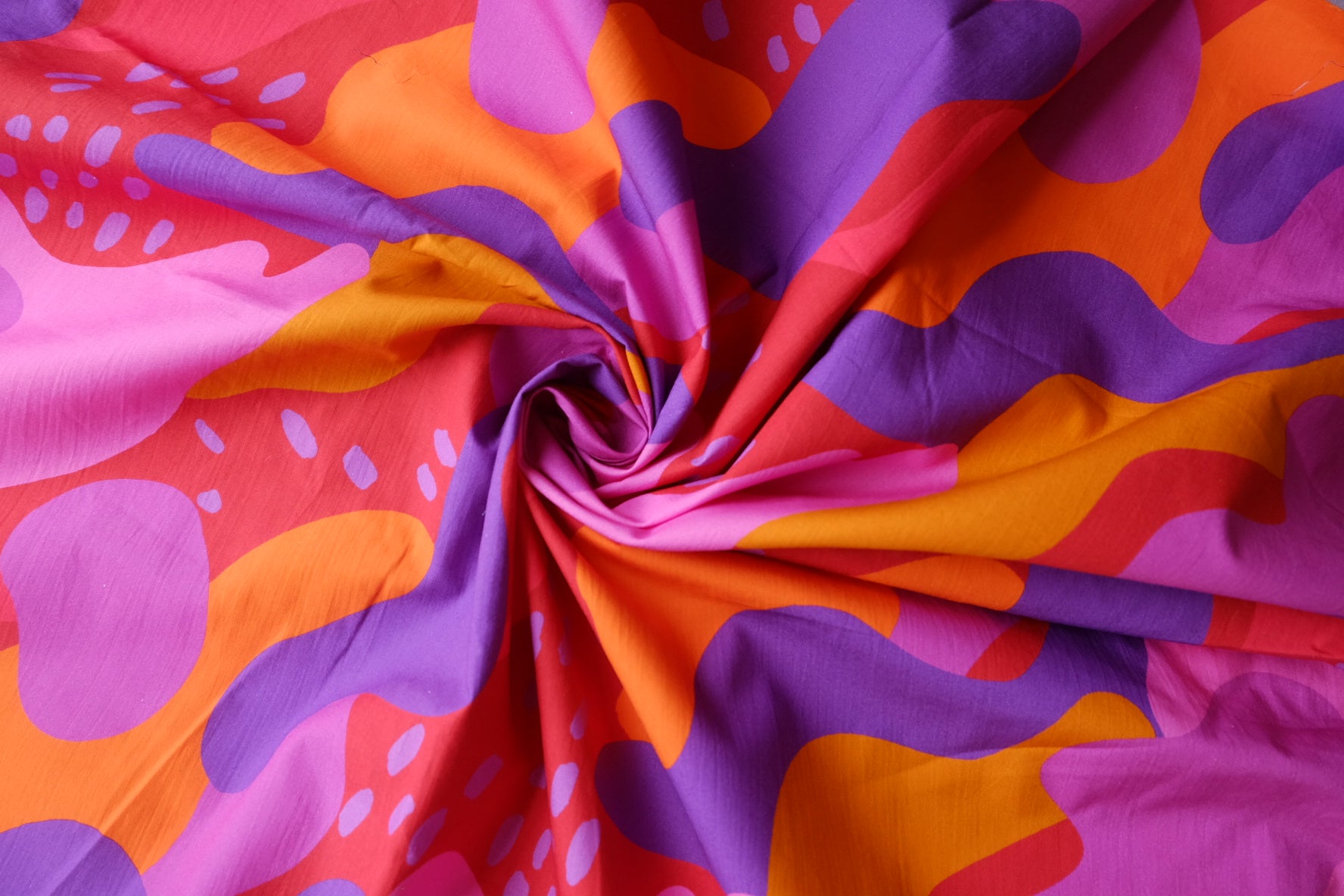 Bold Abstract High-Density Cotton Poplin – 2.1 yd