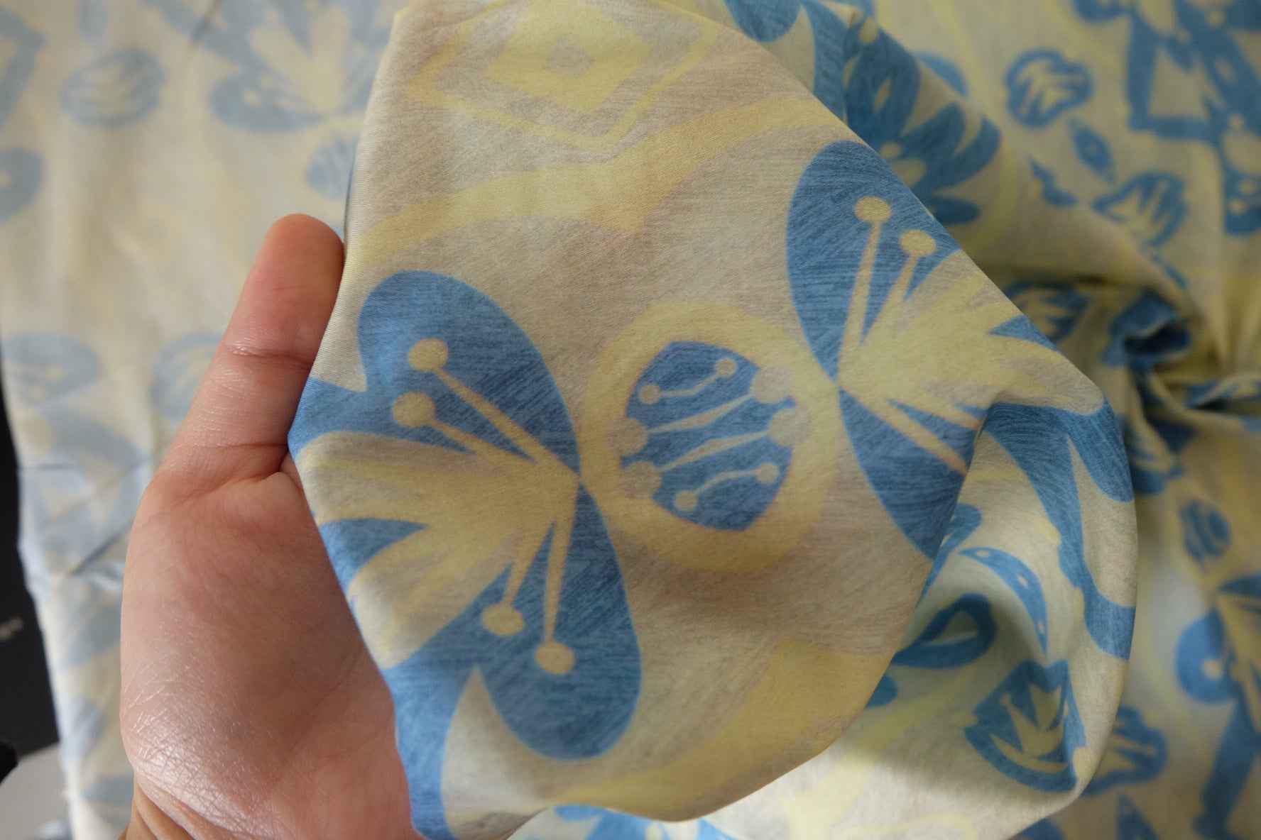 Blue Geometric Floral Cotton Poplin Fabric – 2.2 yd