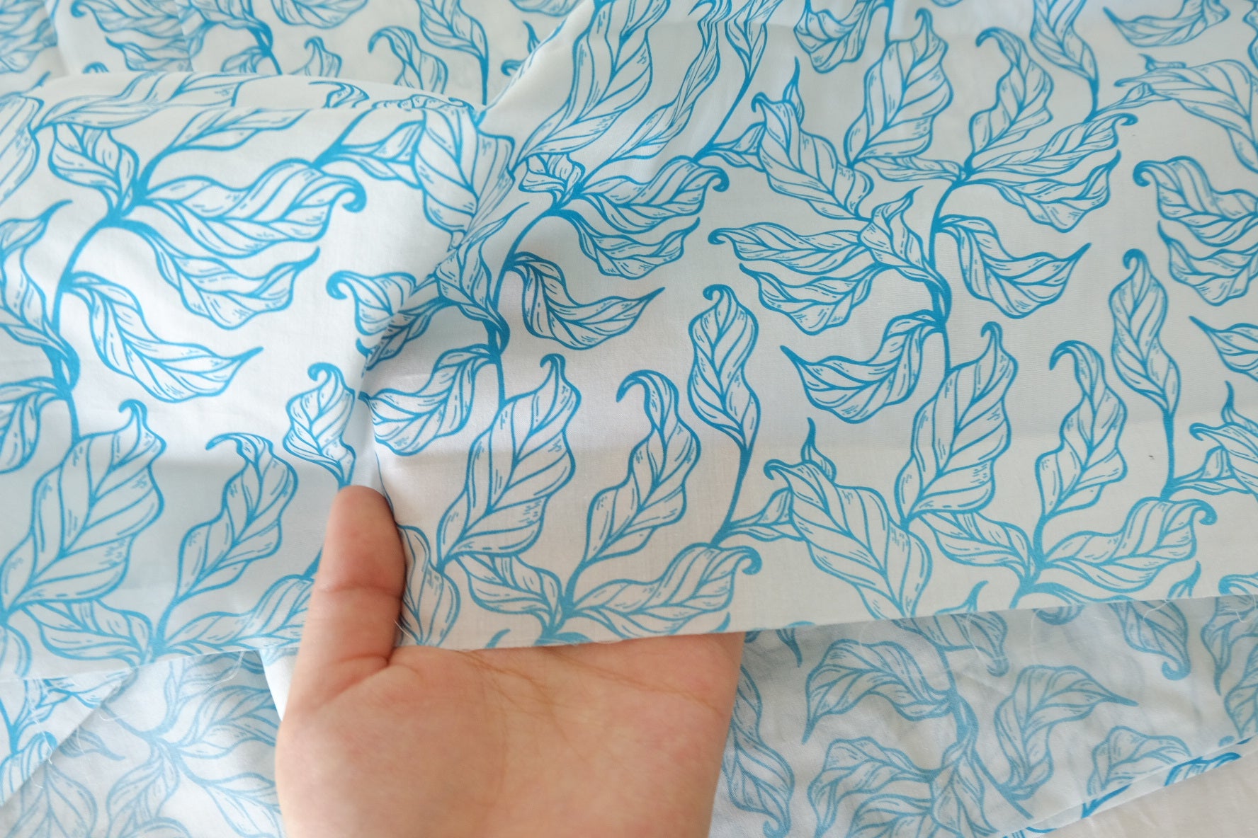 Coastal Blue Leaf Sketch Cotton Lawn Fabric – 1.42 yd Piece