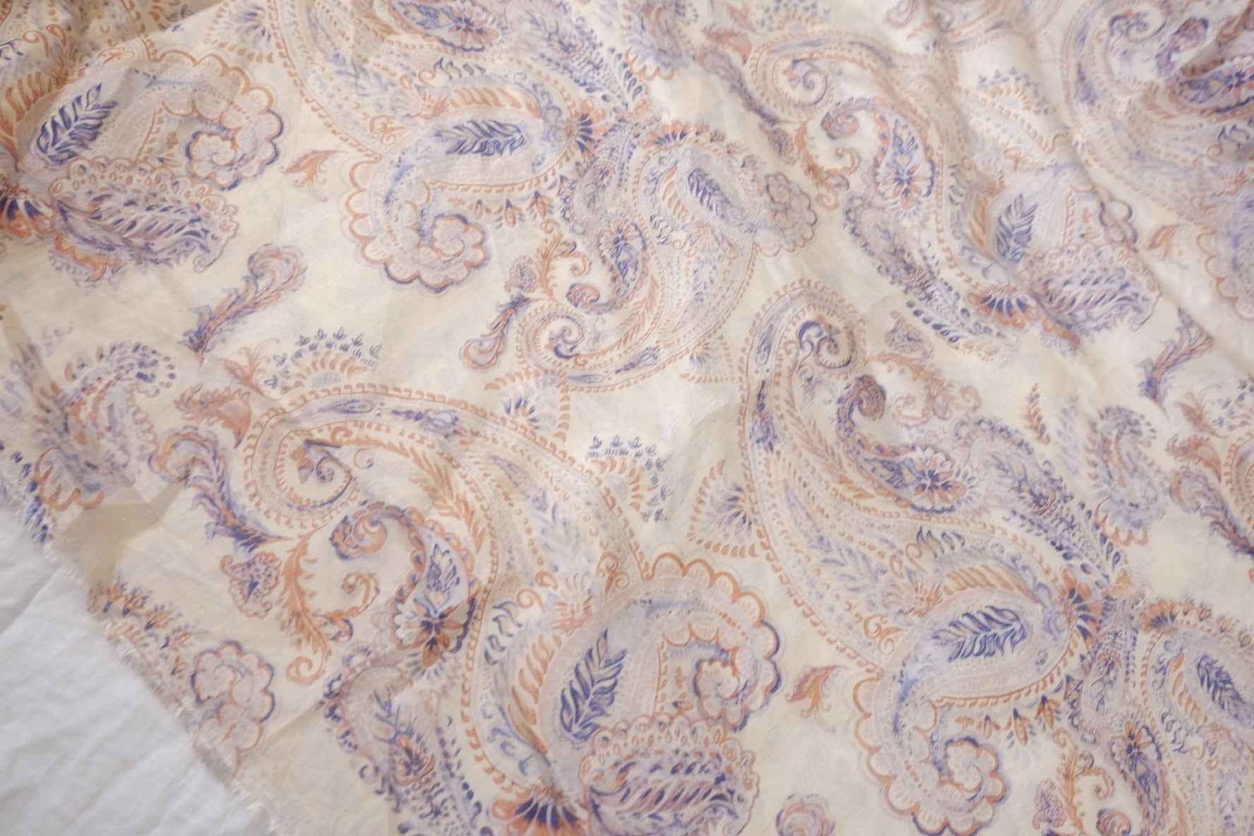 Soft Paisley Lyocell Linen Blend Fabric — 3.28 yd
