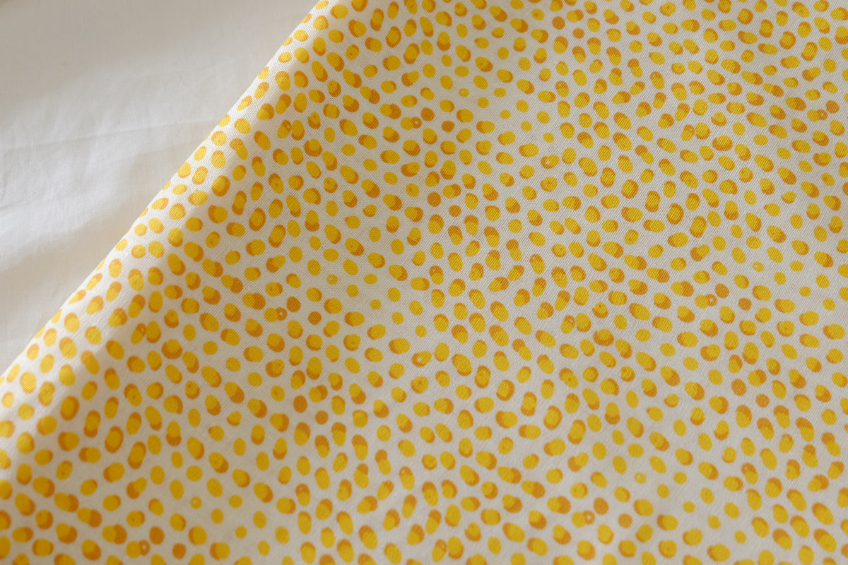 Golden Dot Linen Cotton – 1.6 yd