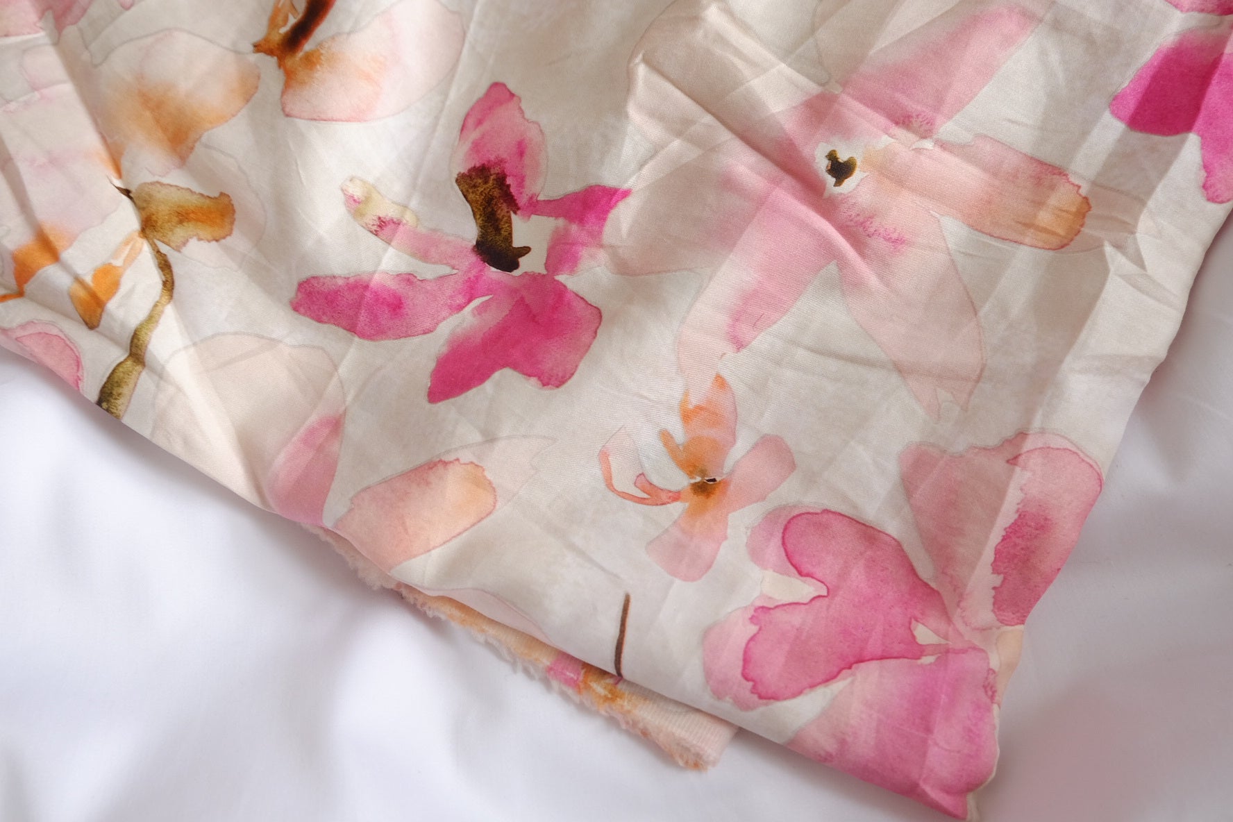 Watercolor Floral Silky Cotton Sateen Fabric - 3.28 yd
