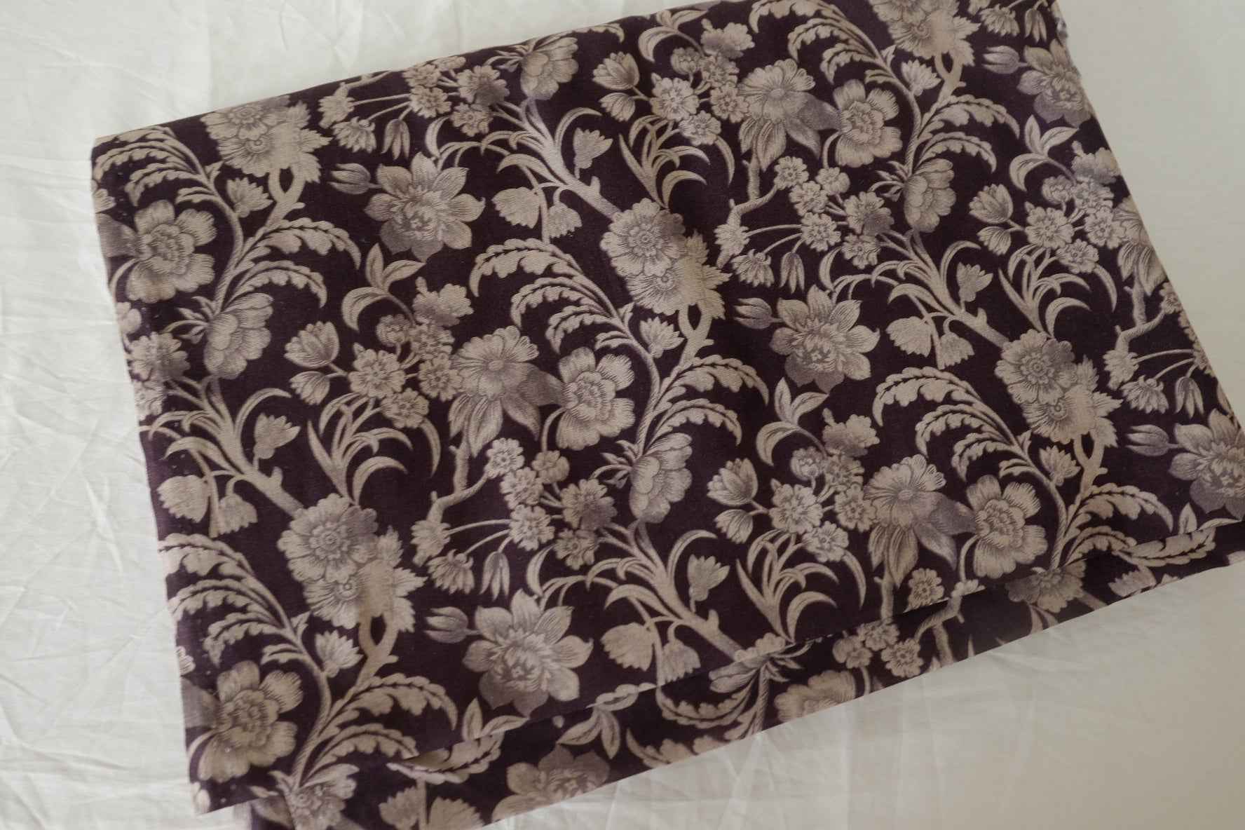 Brown Vintage Floral Cotton Cloth — 3.28 yd