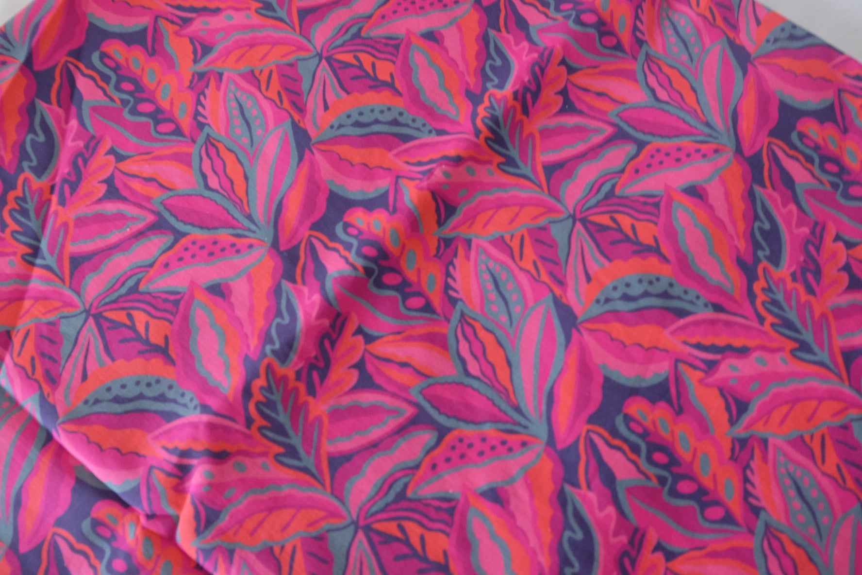 Vibrant Tropical Leaf Cotton Poplin Fabric – 3.3 yd