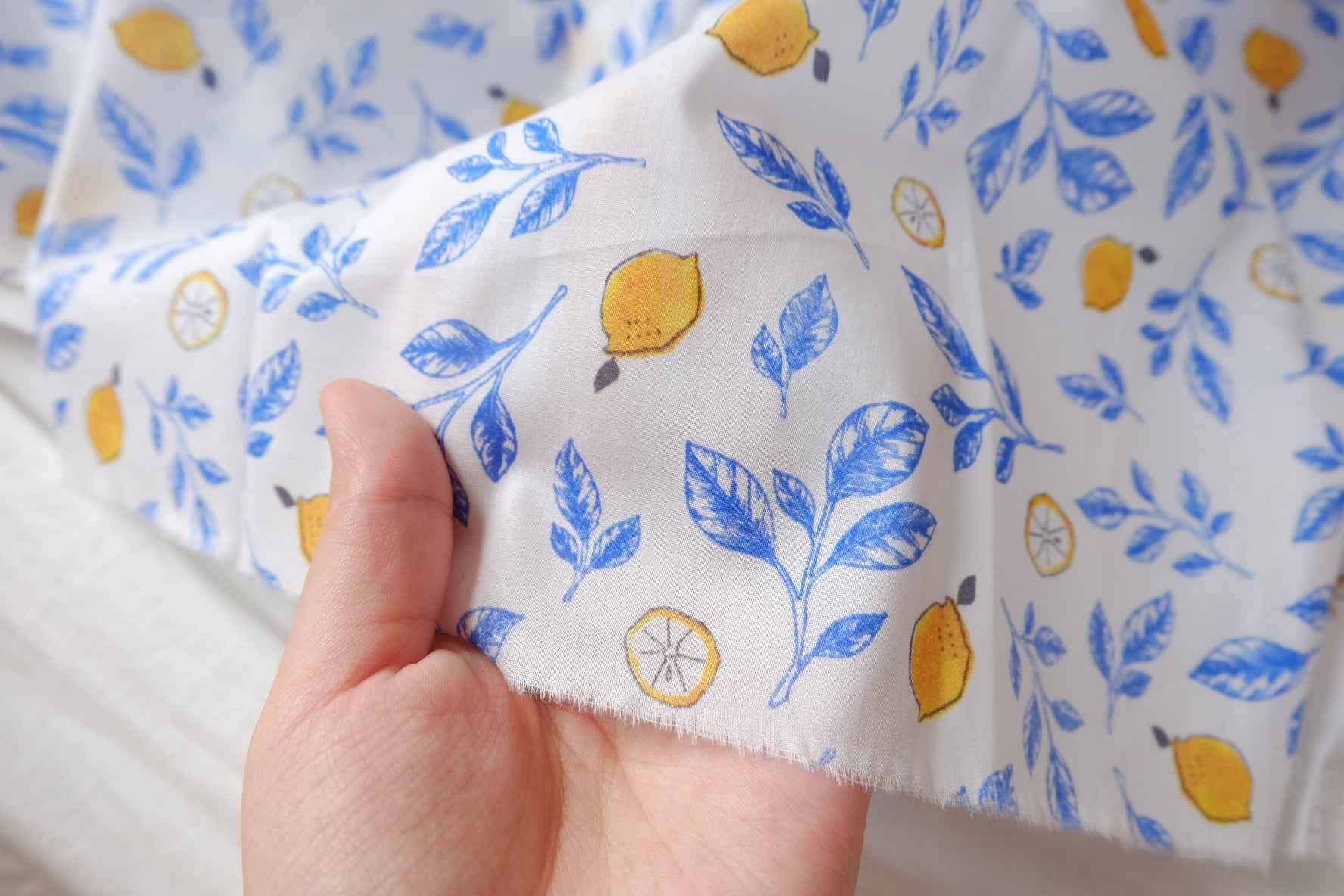 Lemon Branch High-Count Cotton Fabric - 3.28 yd