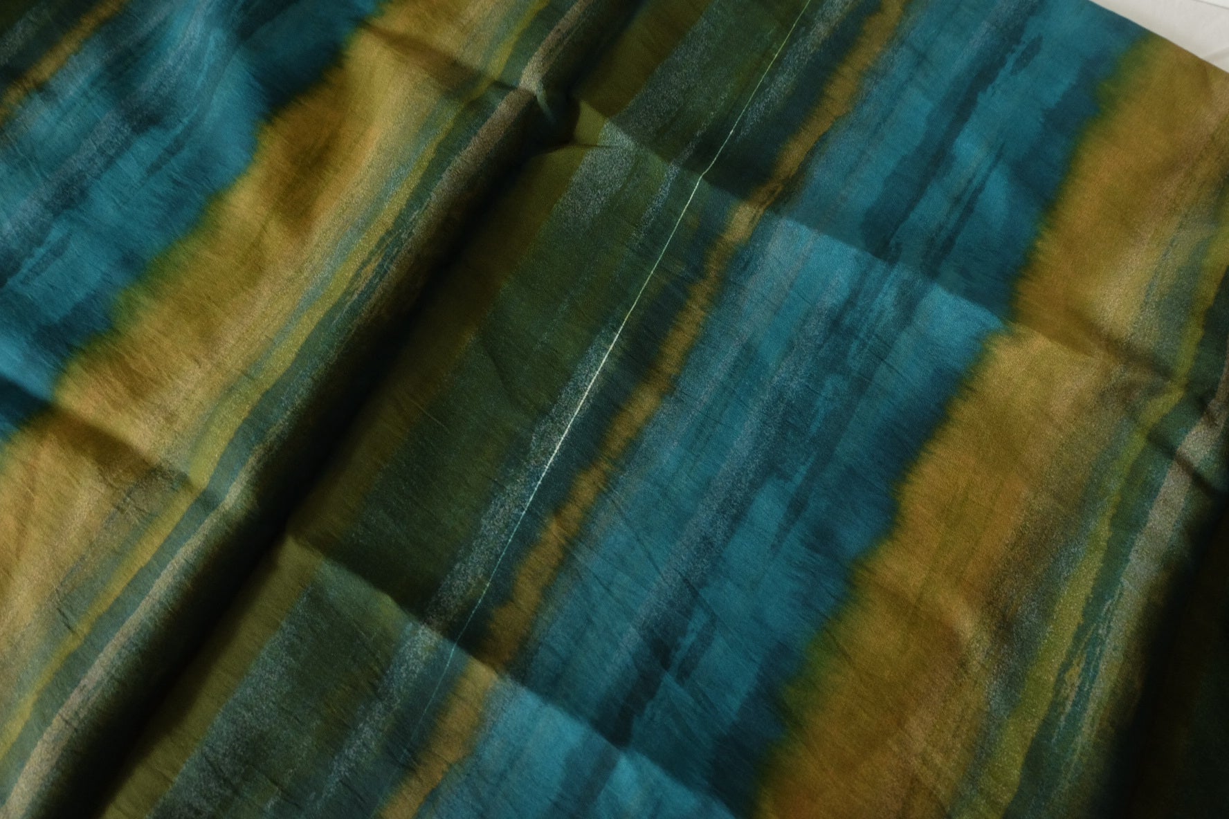 Teal & Olive Abstract Rayon Ramie Fabric – 2.73 yd