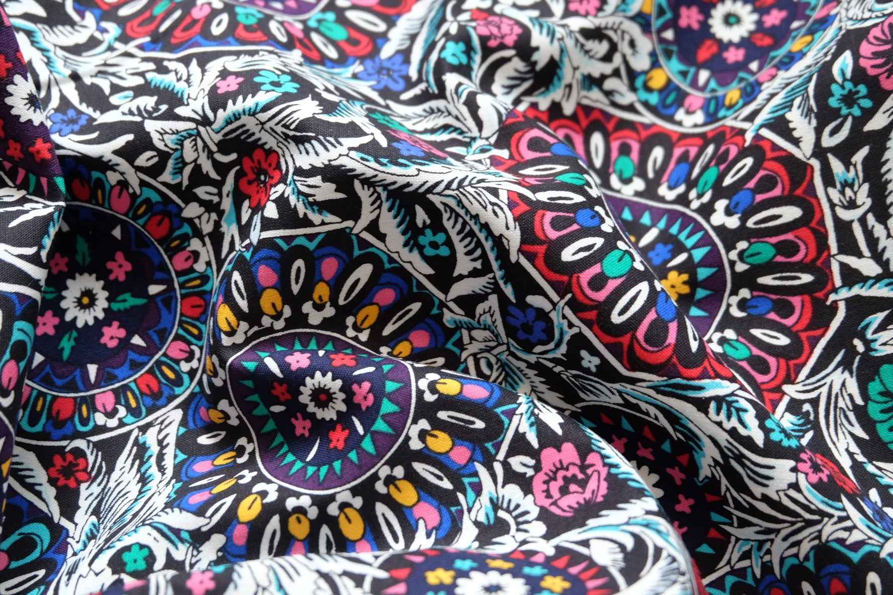 Vera Bradley Medallion Cotton — 1.6 yd