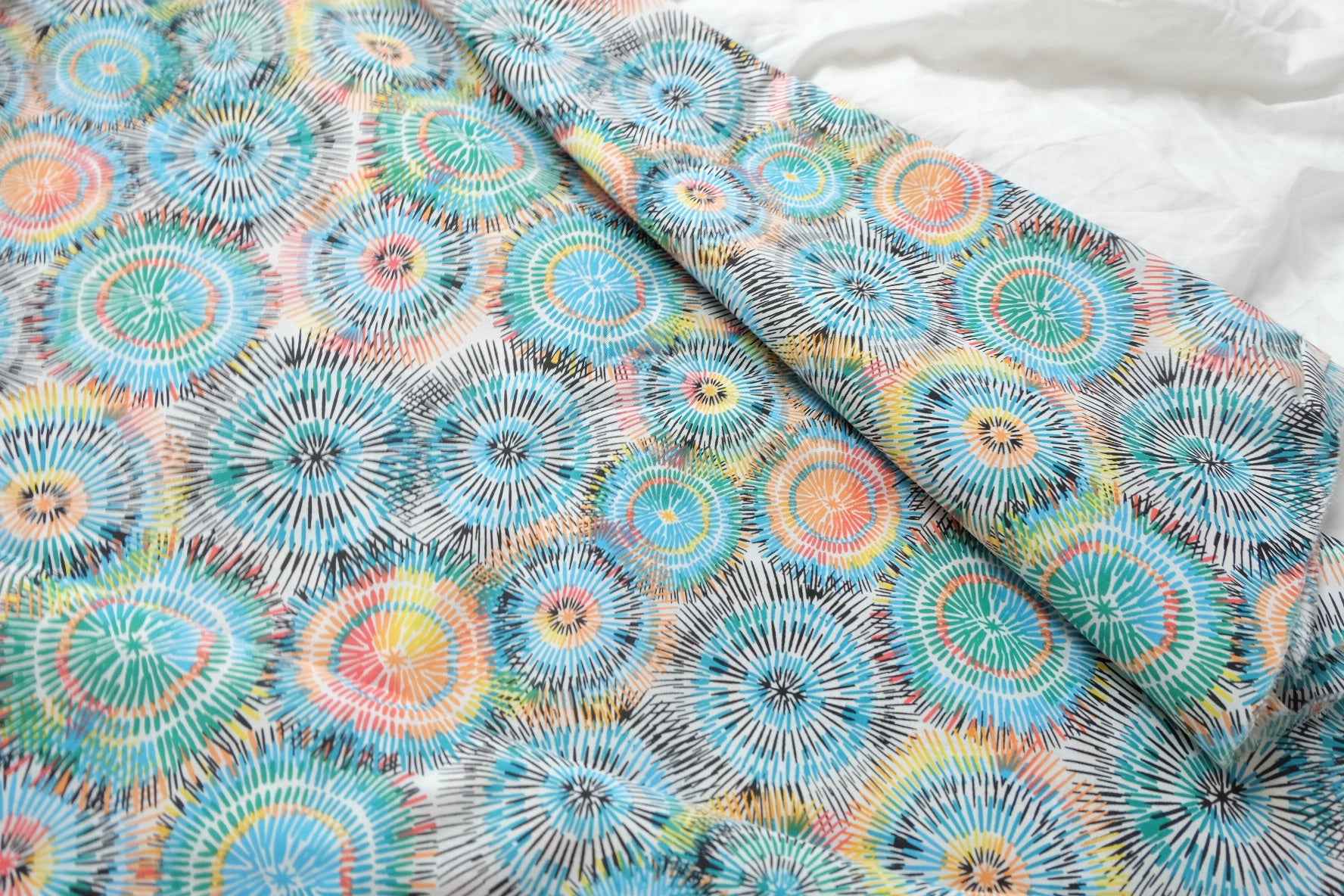 Abstract Burst Print Poly Cotton Fabric, Crisp Dress Weight, 3.28 Yards