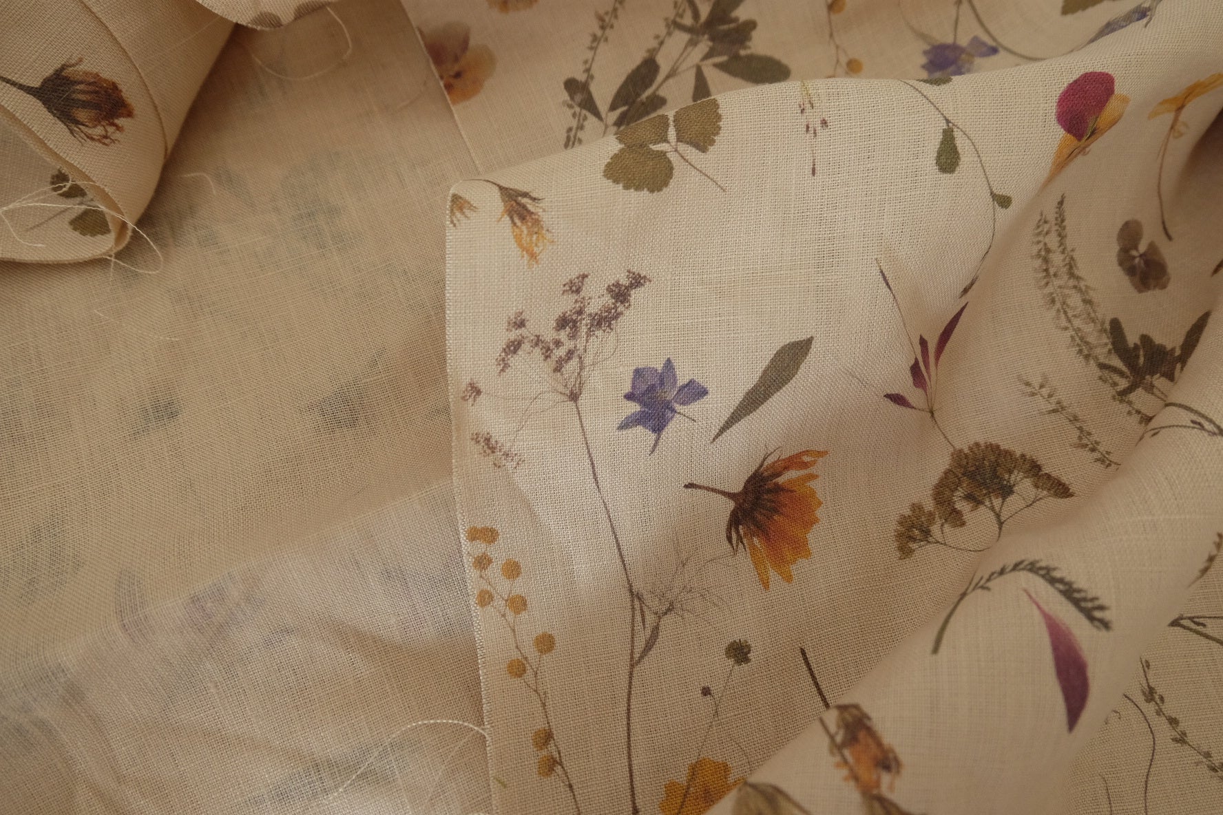 Botanical Meadow Heavy Linen Fabric – 2.5 yd