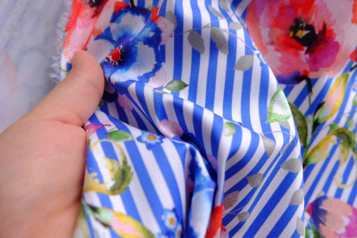 Statement Floral Cotton Sateen — 2.2 yd / 2.7 yd