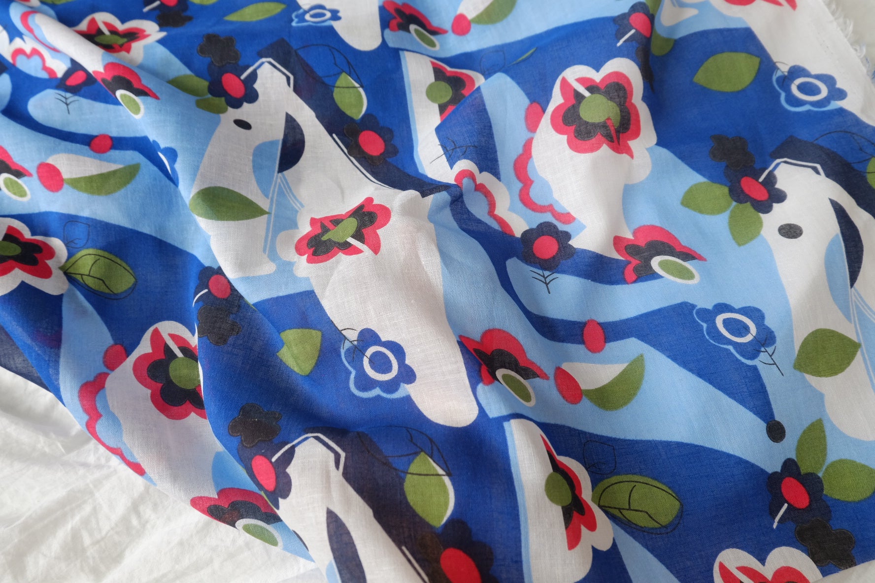 Blue Horse Folk Print Lightweight Linen Cotton Fabric - 2.19 yd