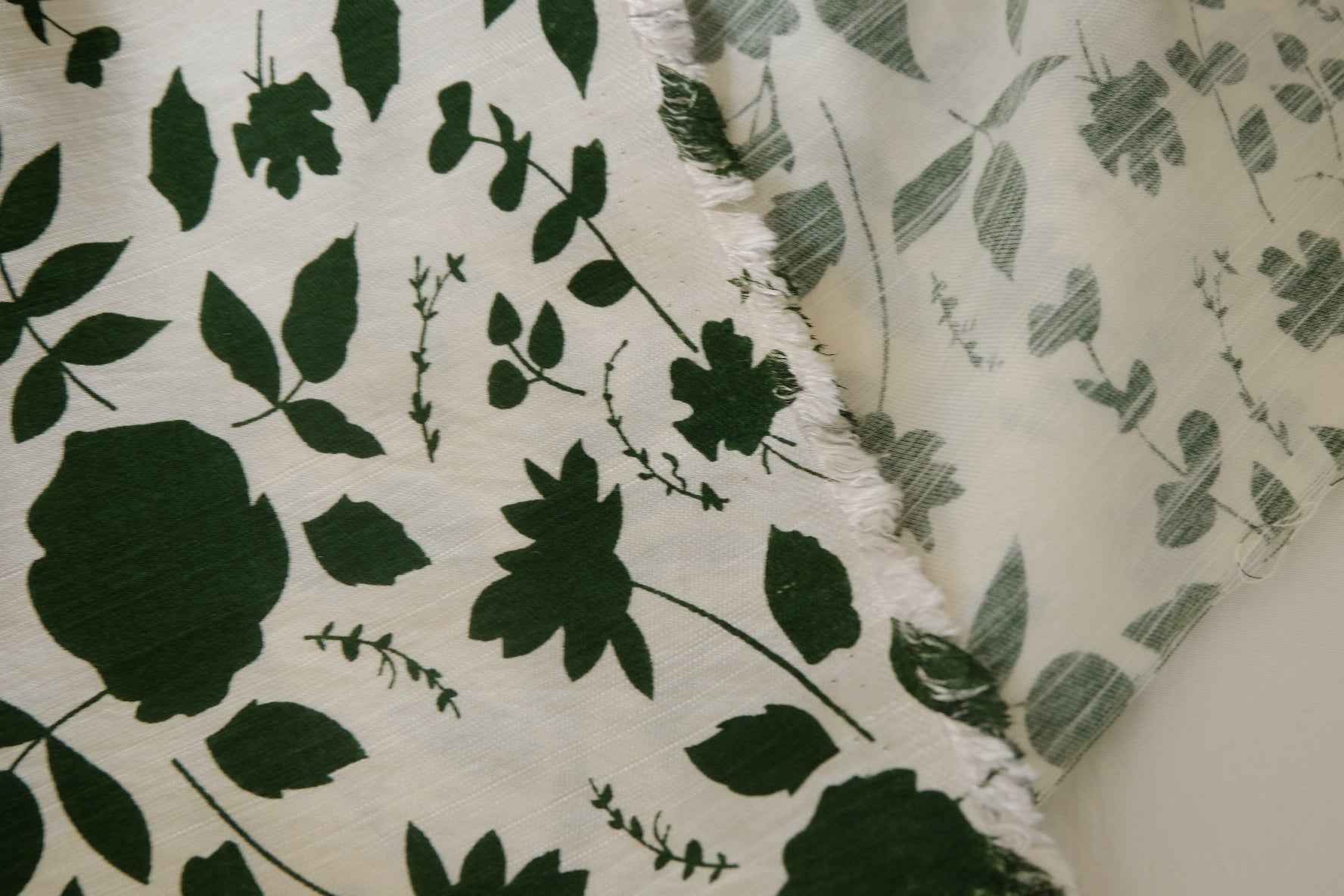 Lyocell Linen Blend Fabric – Dark Green Botanical Print – 1.6 yd