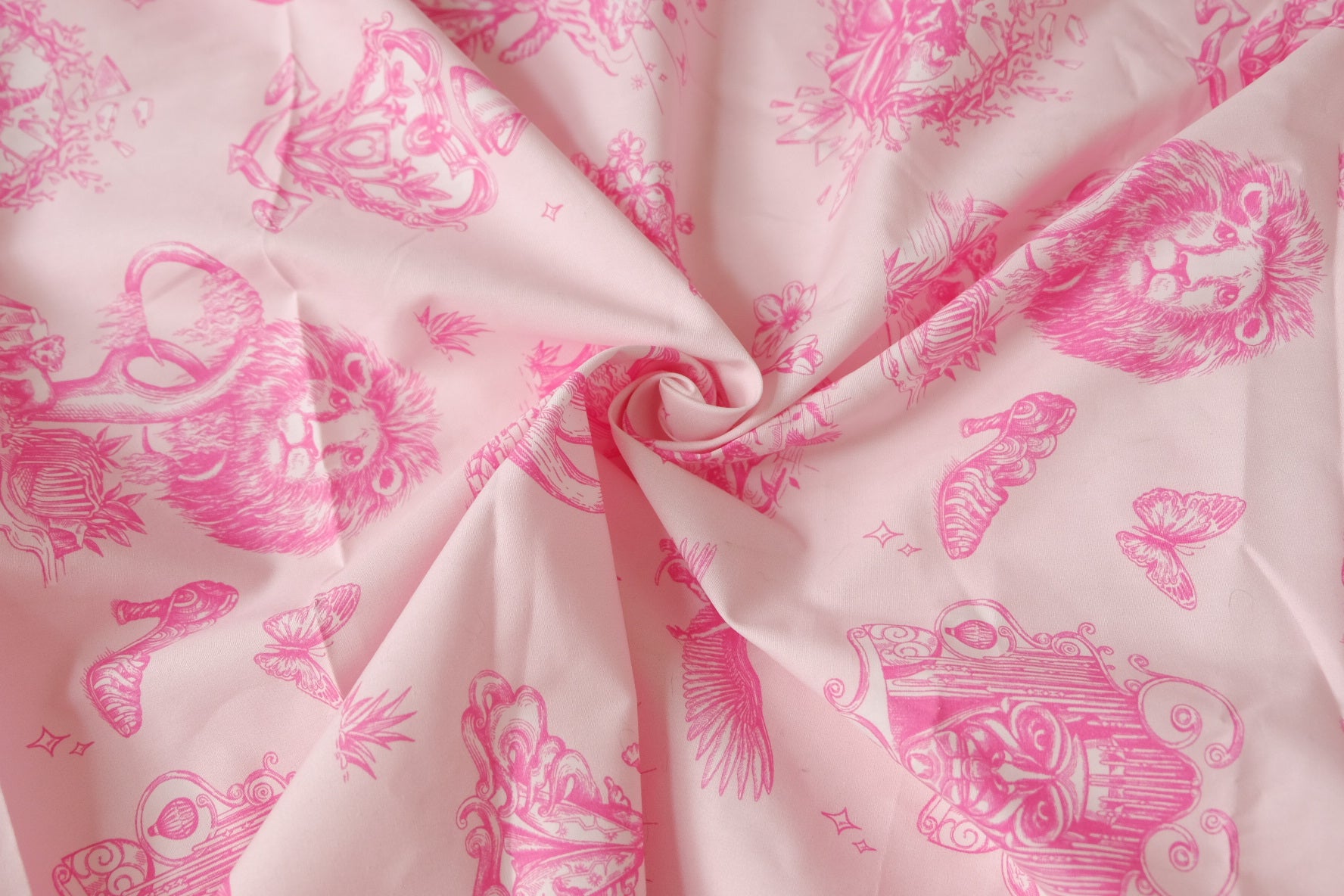 Pink Lion Print Dense Cotton Poplin 2.2 Yards