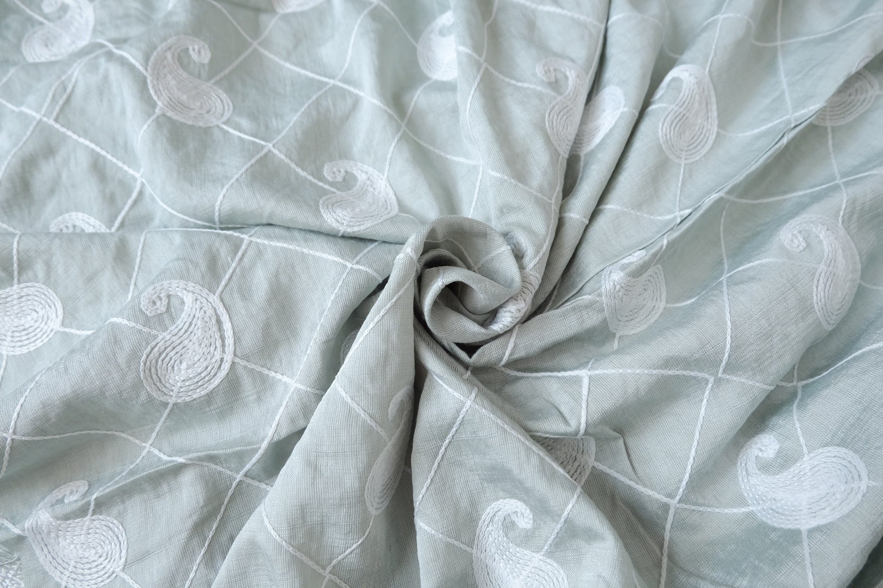 One-Sided Placement Embroidered Tencel Linen Fabric 1.7 Yards