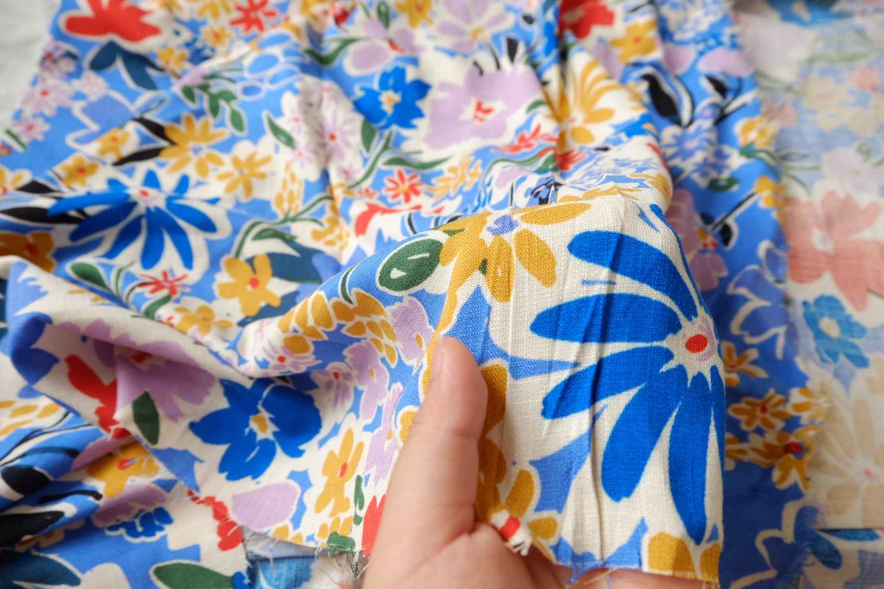 Stretch Linen-Cotton Floral Fabric - 1.64 yd