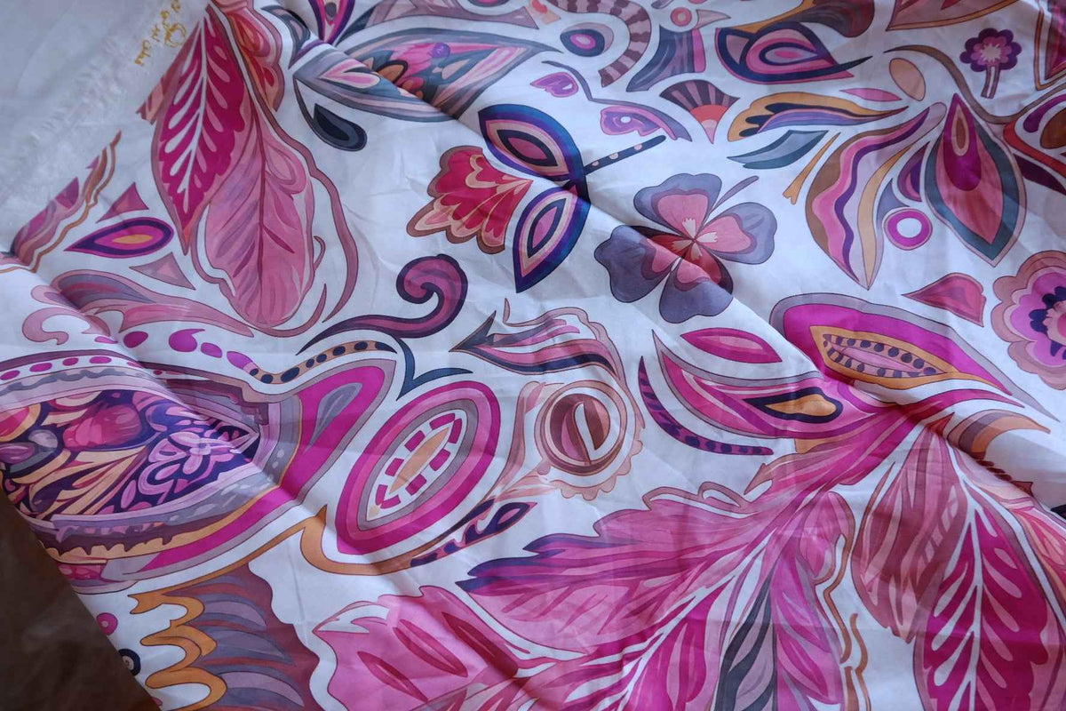 Bohemian Pink Paisley Cotton Lawn Fabric – 1.53 yd