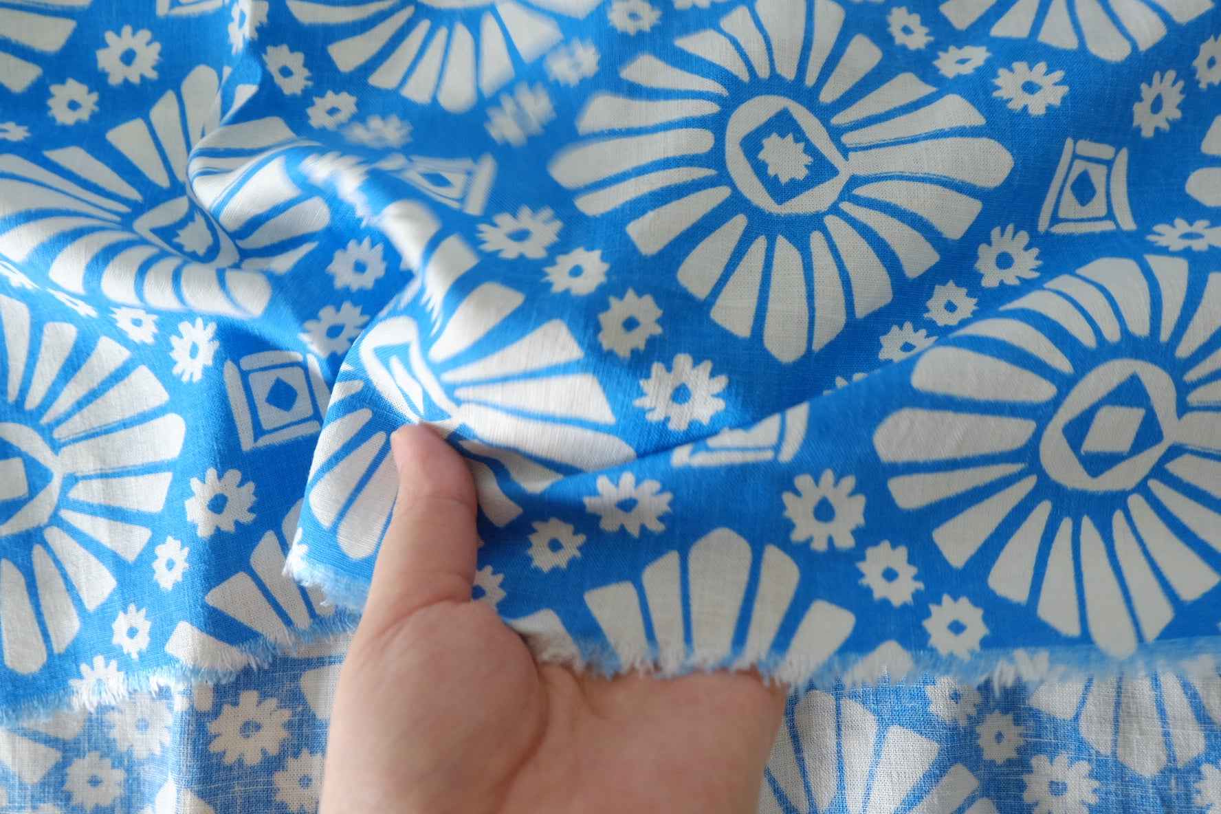 Blue Geometric Floral Cotton Linen Fabric – 1.6 yd