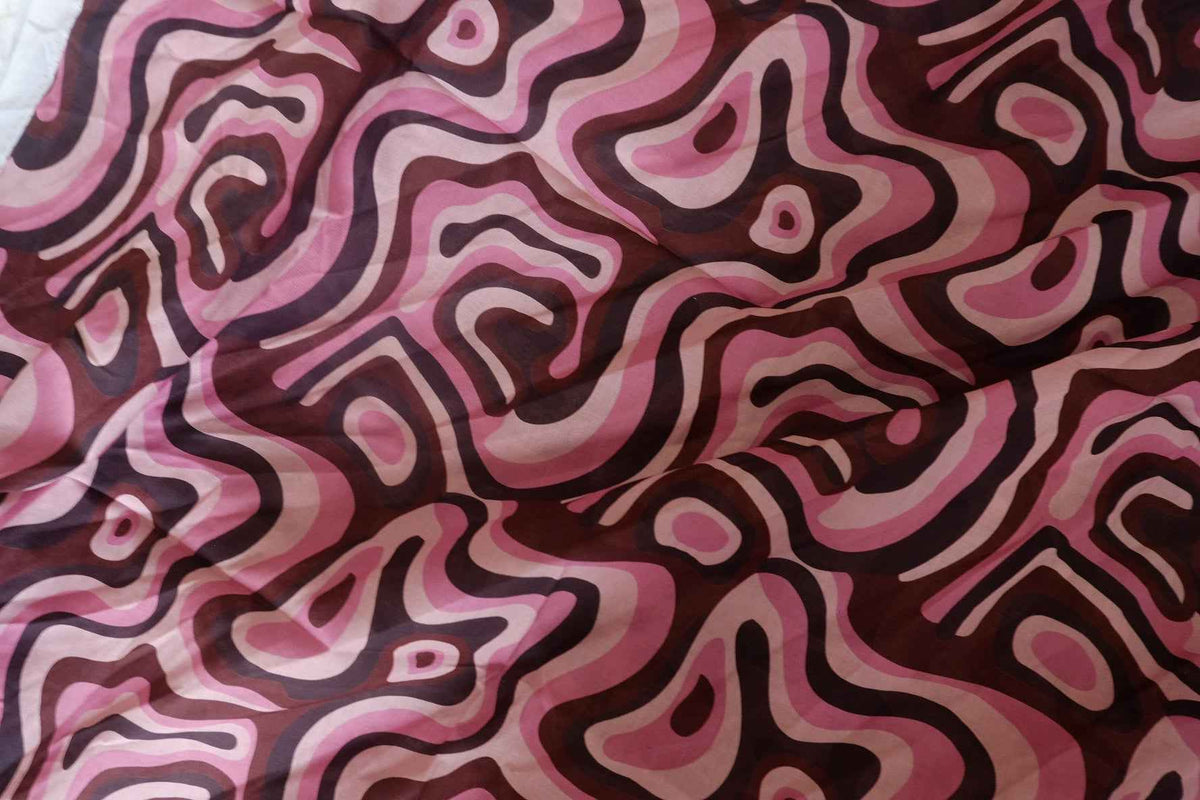 Retro Swirl Cotton Lawn — 1.6 yd