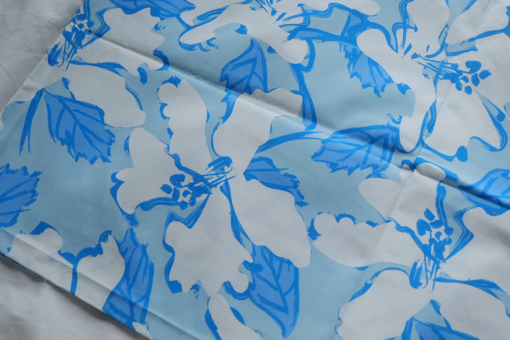 Blue Lily Structured Cotton Poplin – 1.9 yd