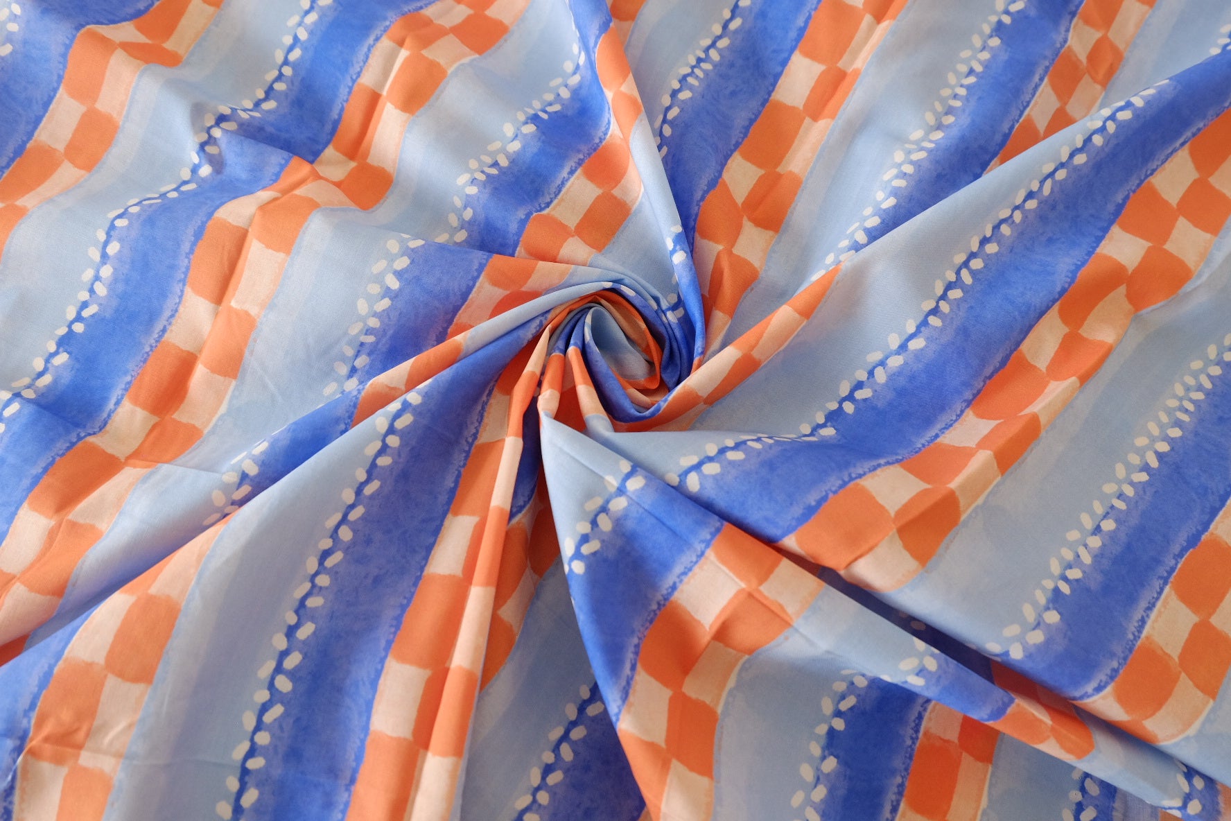 Poolside Painted Stripe Cotton Lawn Fabric – 3.83 yd Piece