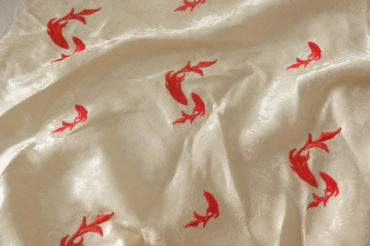 Red Bird Embroidered Viscose-Linen Jacquard Satin — 1.09 yd