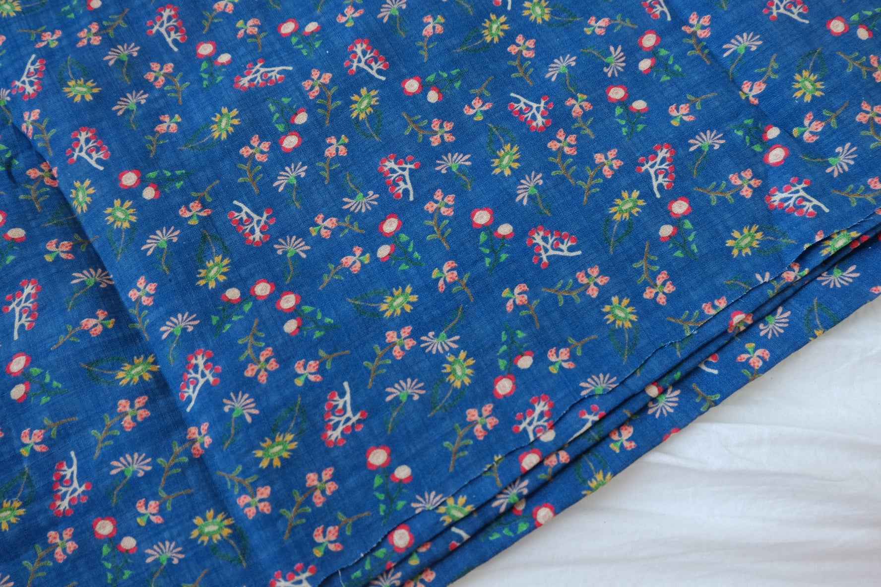 Blue Tiny Floral Cotton Linen Fabric - 1.64 yd