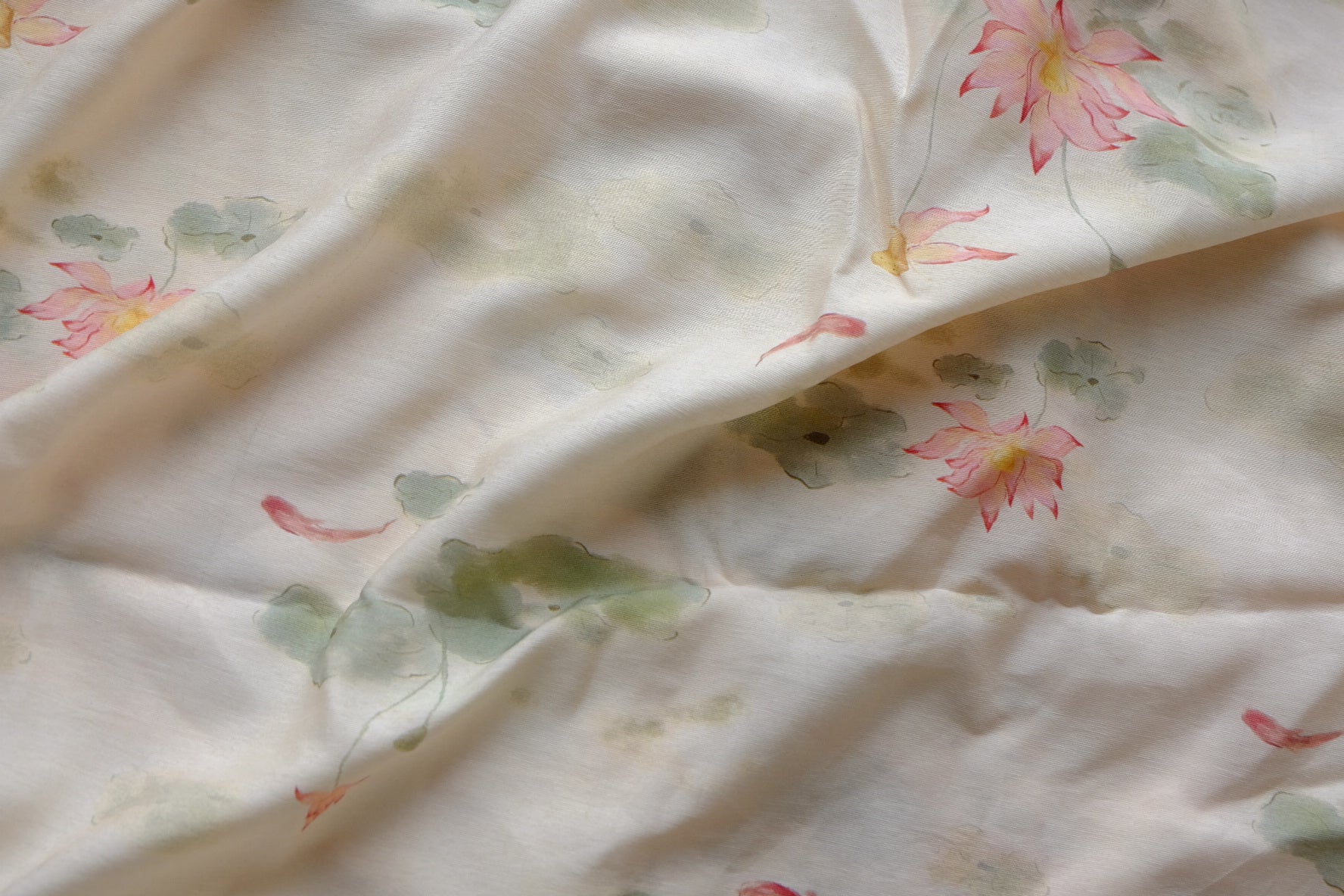 Lotus Watercolor Tencel Ramie Blend – 2.2 yd