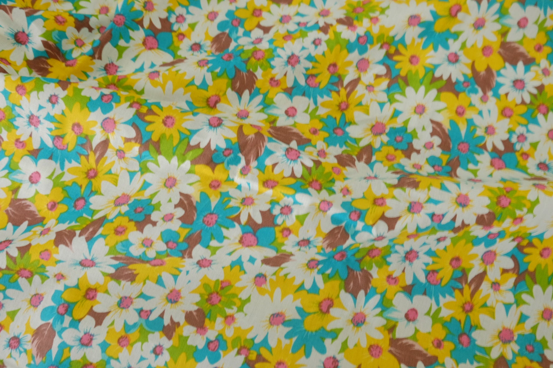 Colorful Daisy Garden Cotton Fabric – 2.2 yd/ 3.3 yd