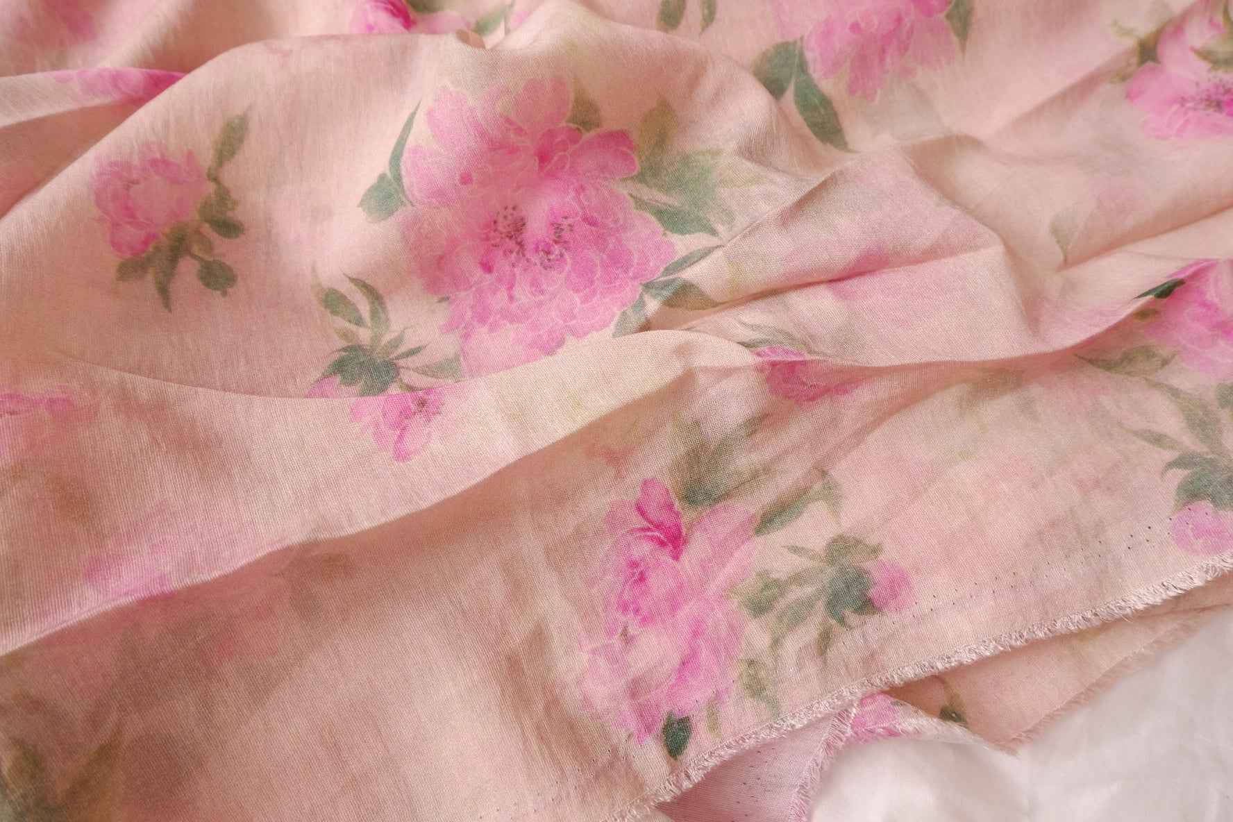 Tencel Linen Floral Fabric, Soft Pink Rose Print, 3.28 Yards