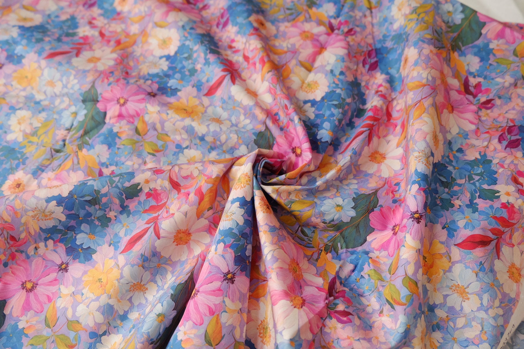 Dense Fine Twill Cotton Blue Garden Floral Fabric 2.2 Yards