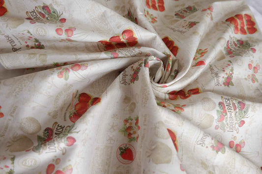 Vintage Strawberry Label 60s Cotton Poplin Fabric - 1.64 yd