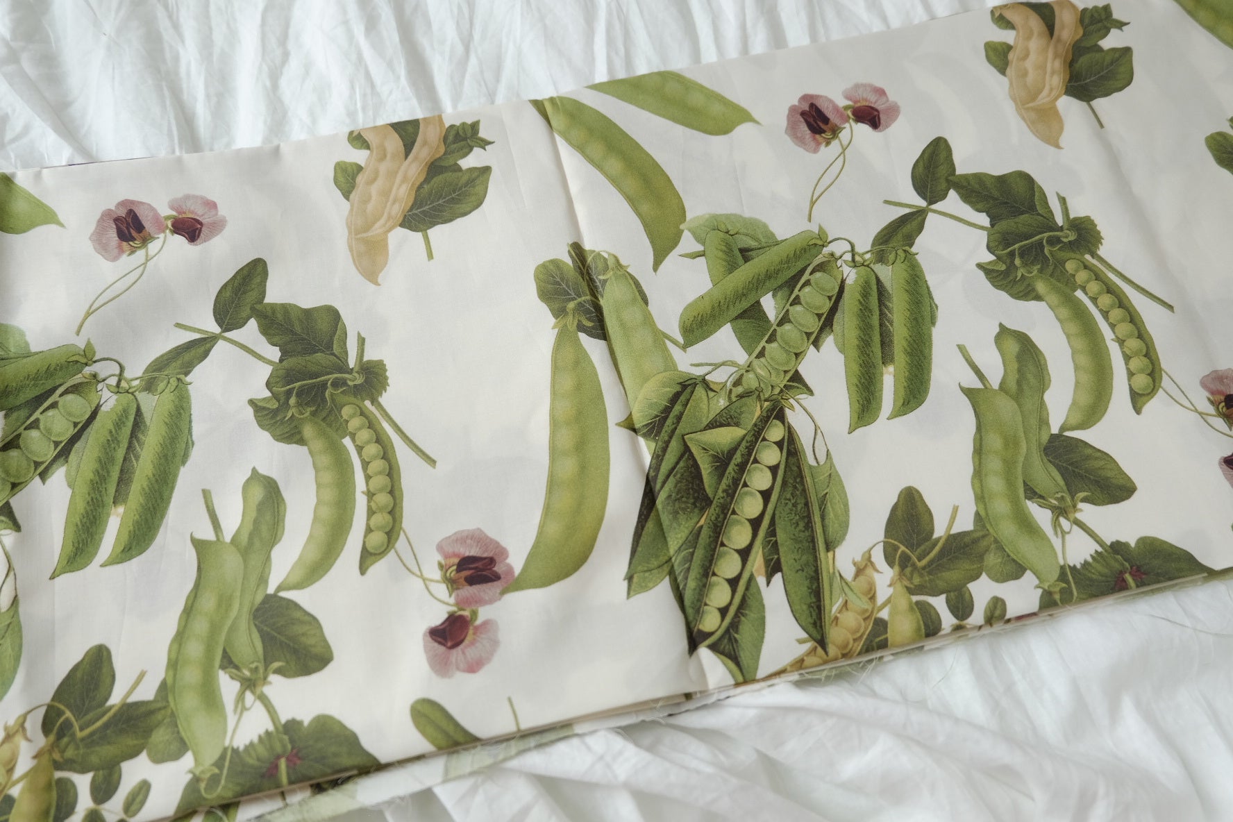 Pea Botanical Print 100s Cotton Fabric 2.2 Yards
