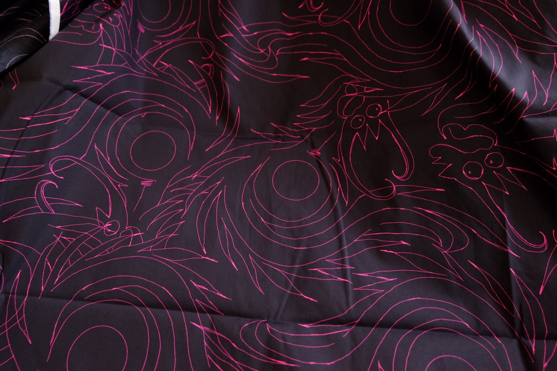 Dragon Linework Stretch Poplin – 2.2 Yards