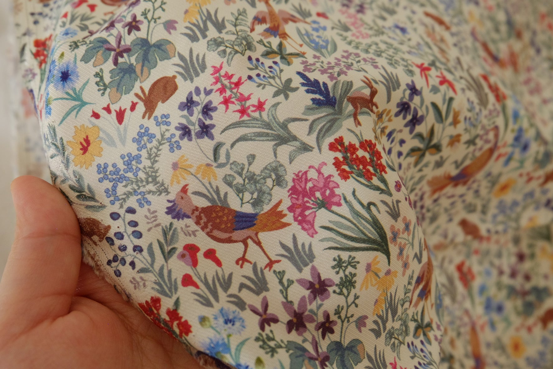 Birds & Wildflowers Tencel Fabric – Soft Botanical Print with Fluid Drape – 1.6 yd