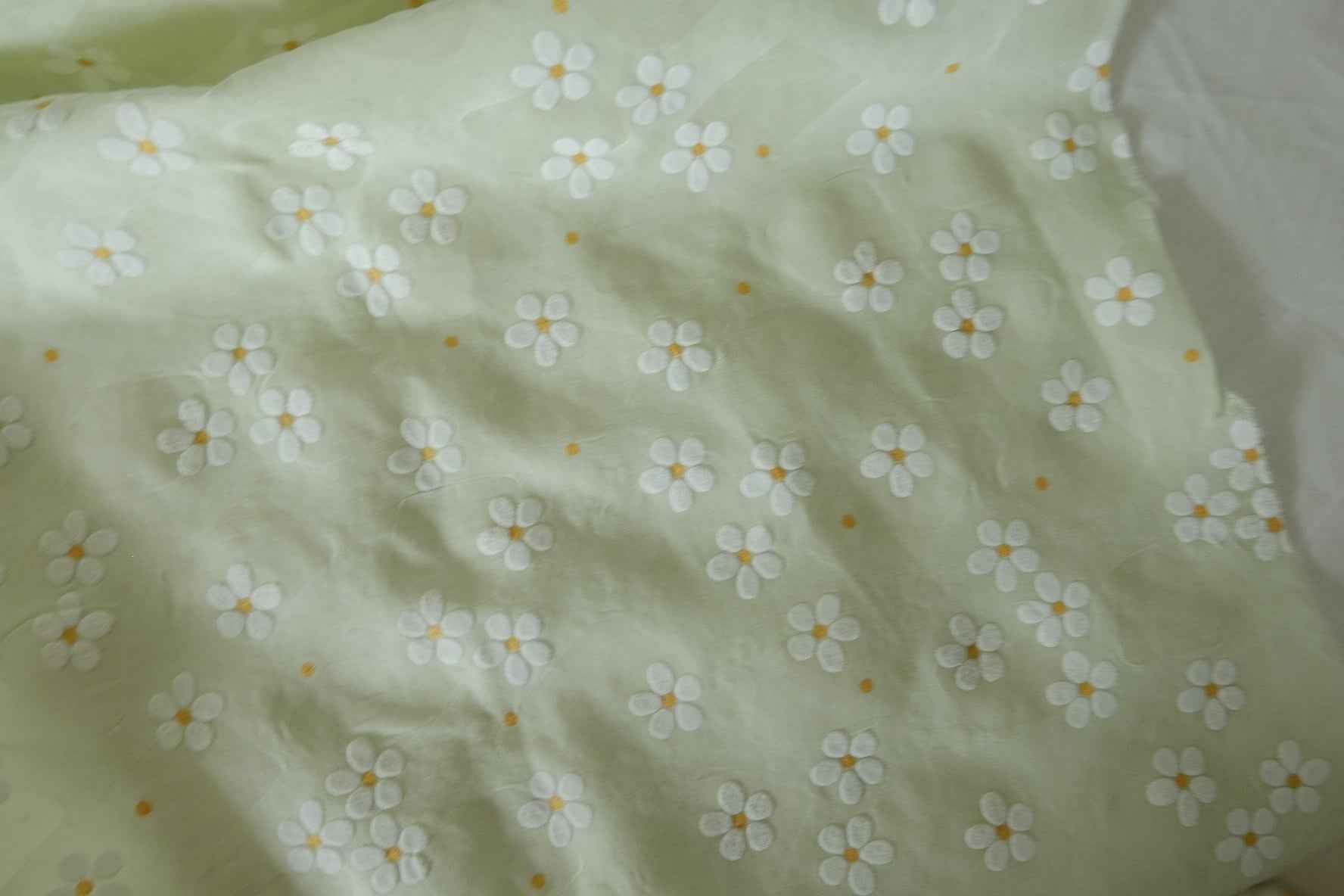 Sage Daisy Textured Cotton Fabric – 2.2 yd