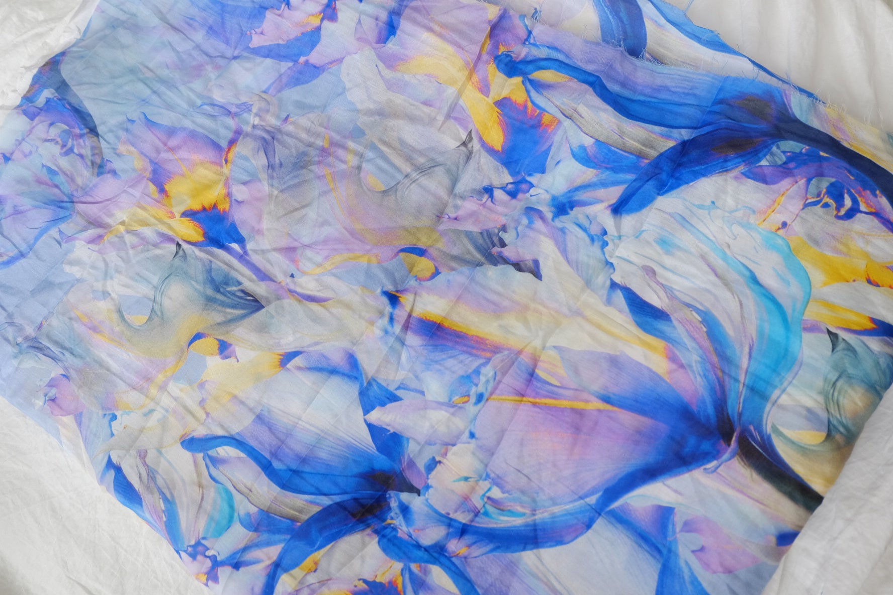 Large-Scale Blue Floral Silk Cotton Blend Fabric - 3.28 yd