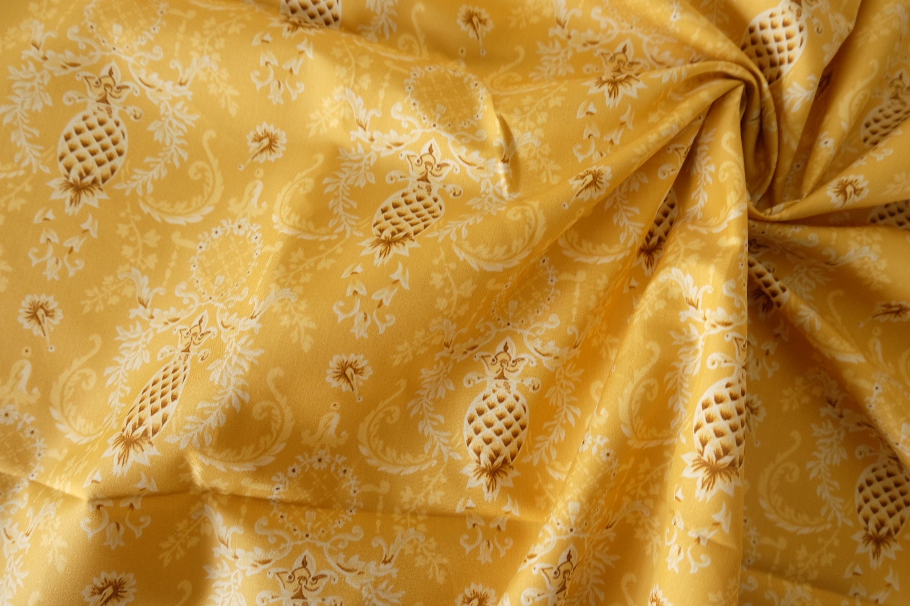 Pineapple Scroll Print Silk-Cotton Interwoven Fabric  3.28 yd Piece