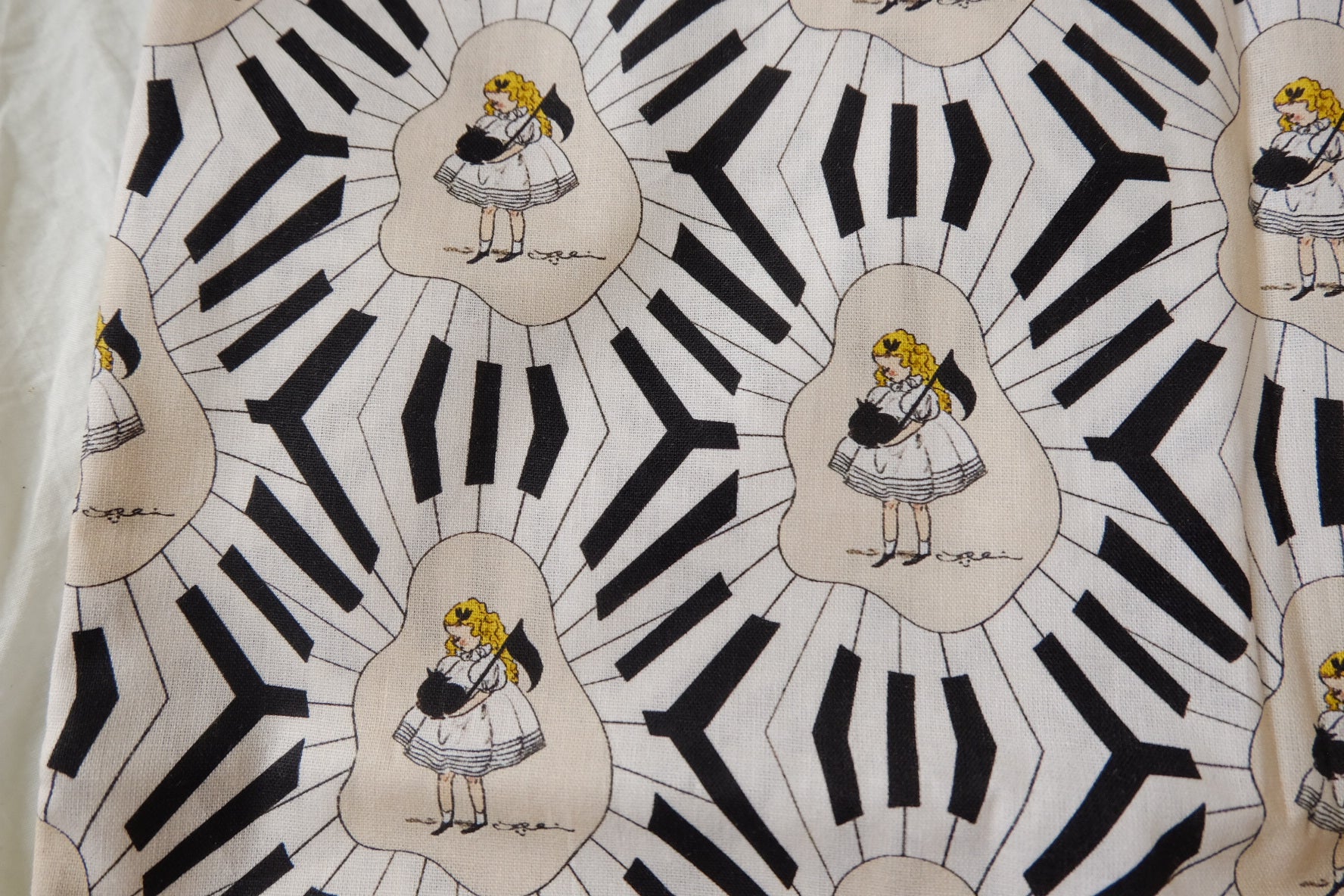 Girl Cotton Fabric – Graphic Novelty Print Cotton (2.19 yards)