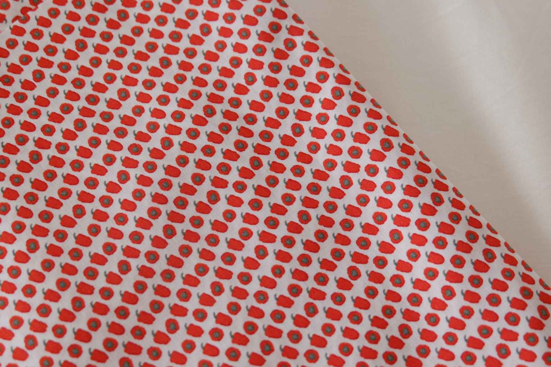 Red Pepper Dot High Count Cotton Poplin Fabric – 1.6 / 2.2 yd