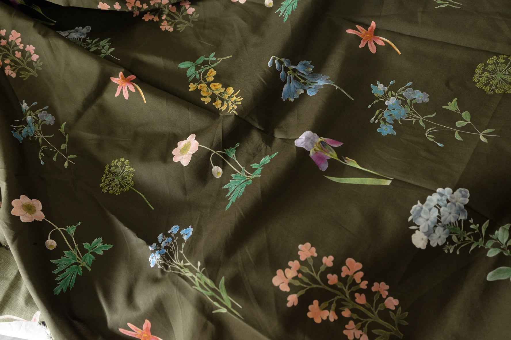 Olive Botanical Cotton Lawn Fabric – 3.3 yd