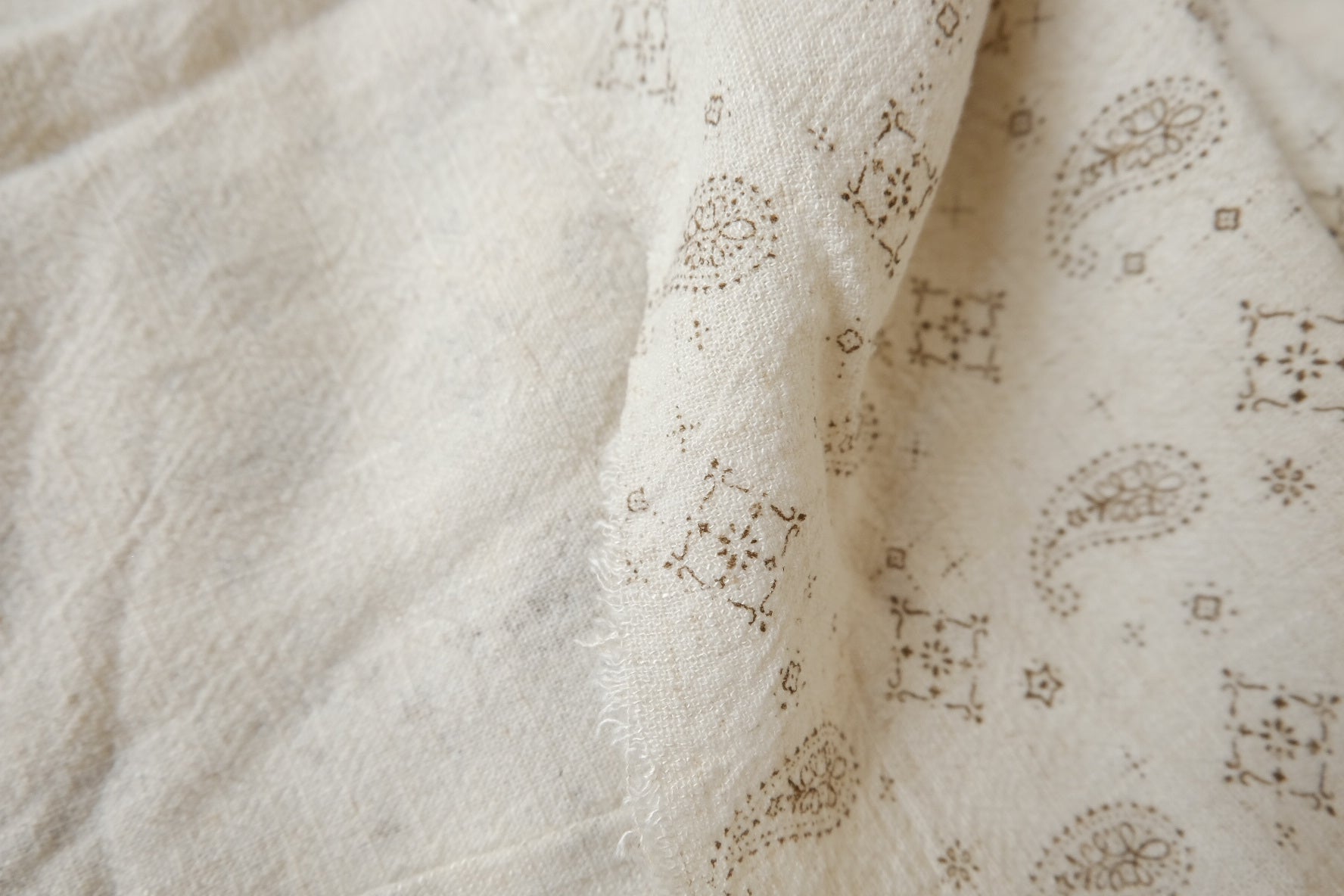 Washed Paisley Linen, 2.73 Yards