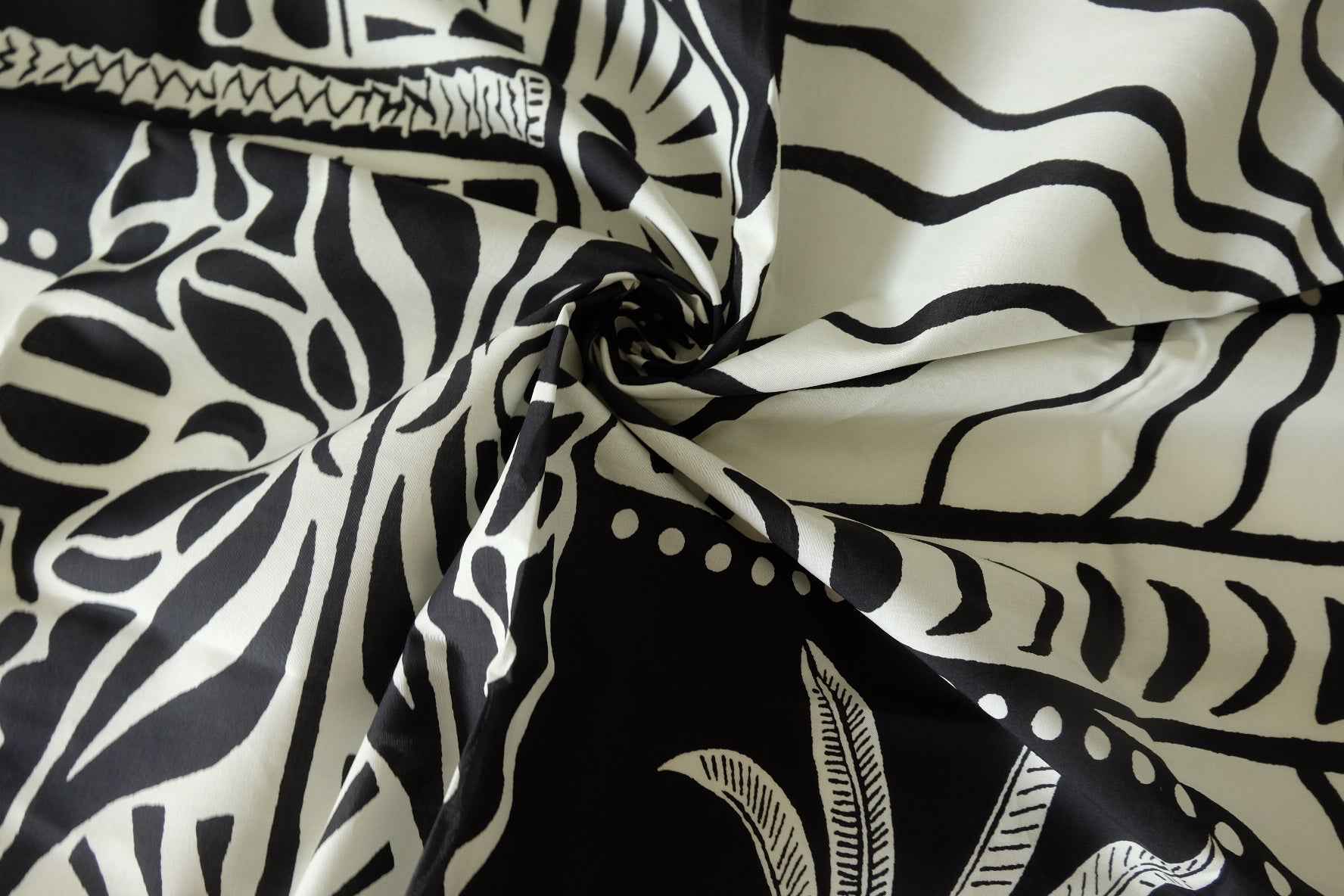 Black Tropical Border Cotton Poplin — 1.64 yd